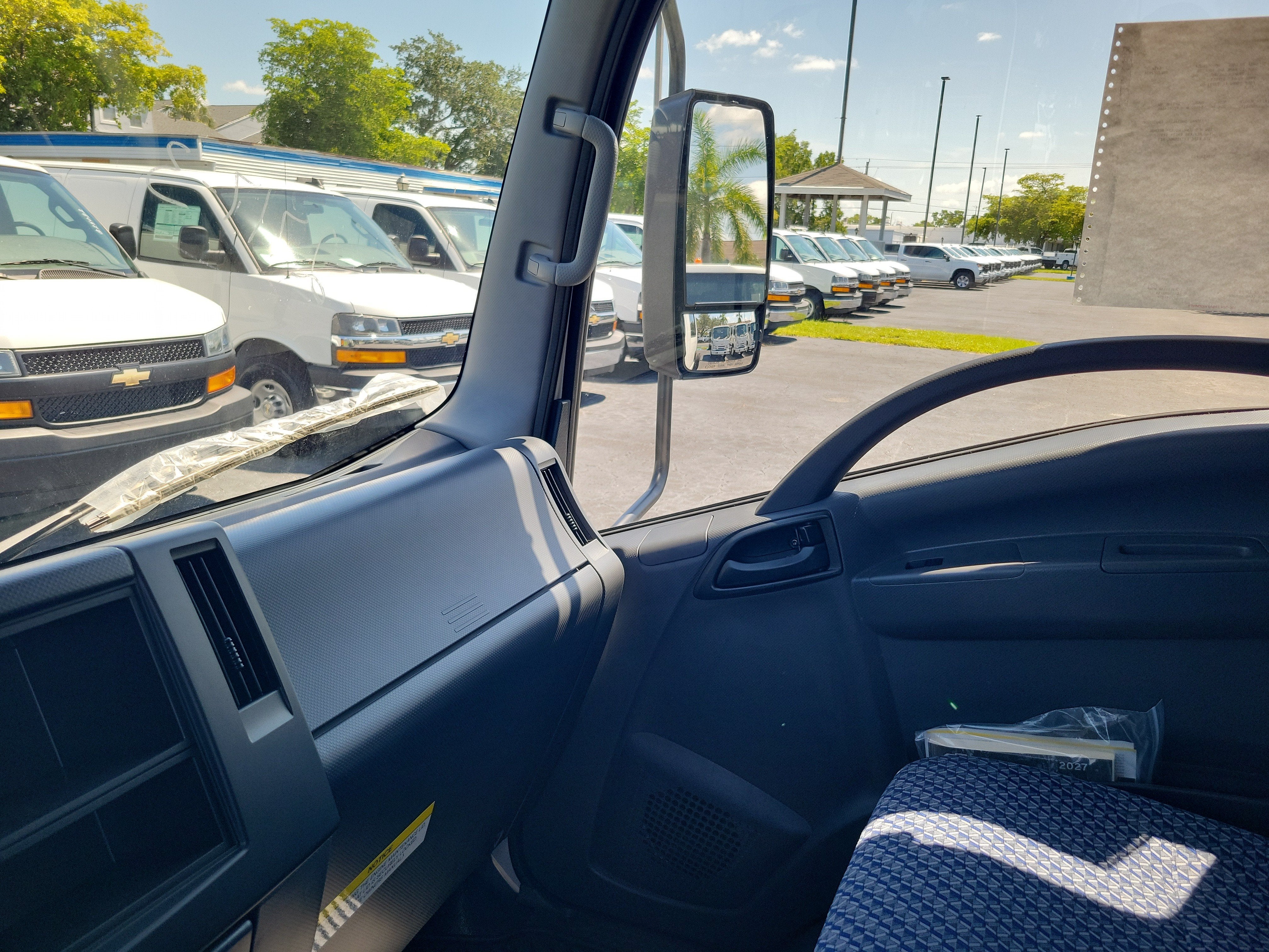 2027 Chevrolet Low Cab Forward 4500 HG Base