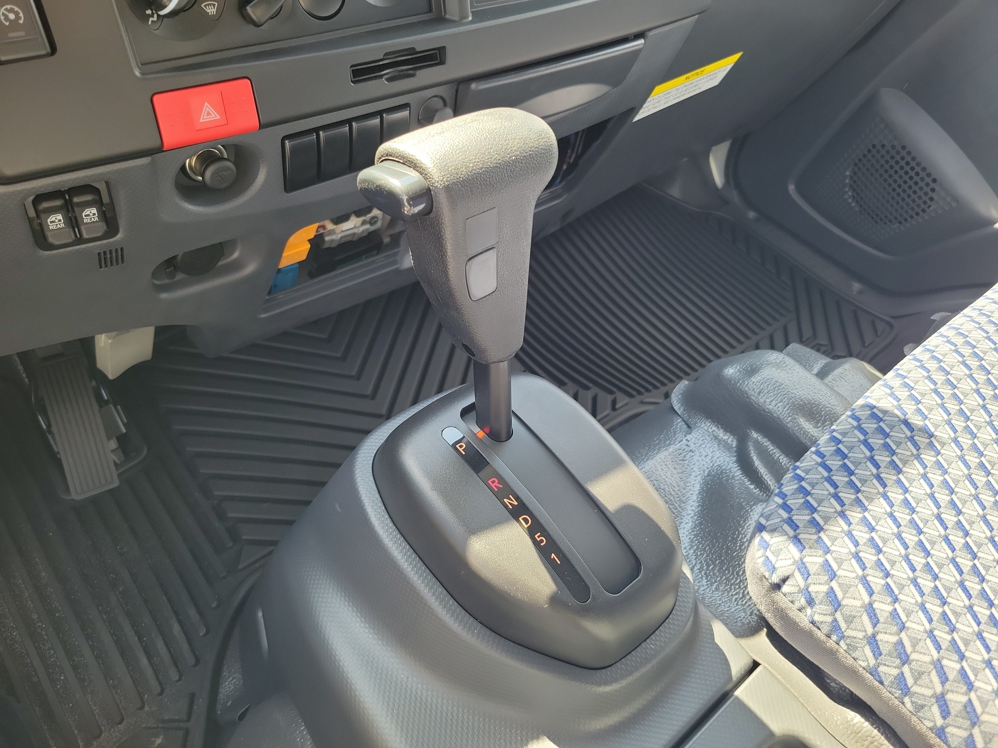 2027 Chevrolet Low Cab Forward 4500 HG Base