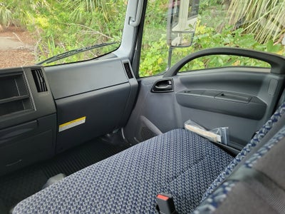 2025 Chevrolet Low Cab Forward 4500 Base