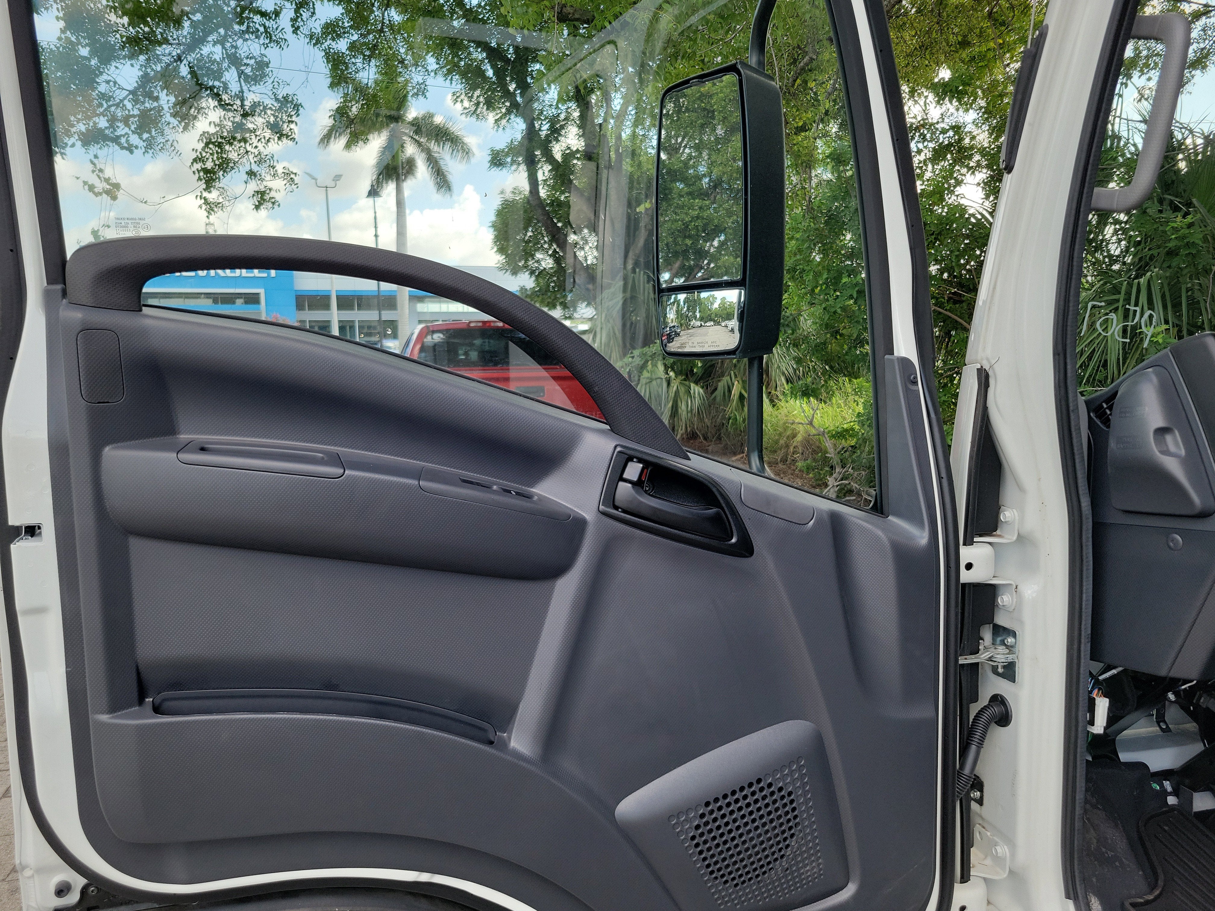 2025 Chevrolet Low Cab Forward 4500 Base