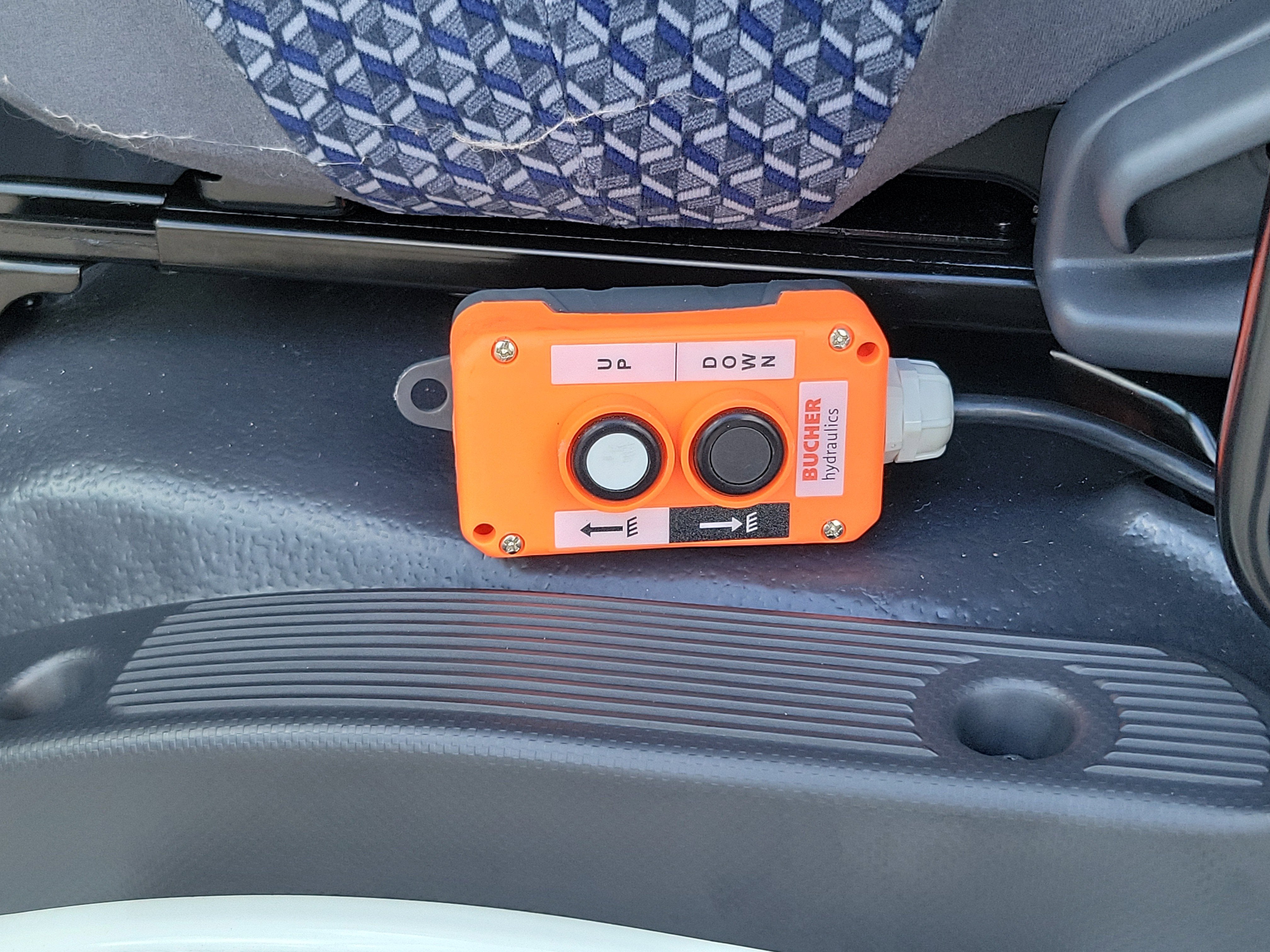 2025 Chevrolet Low Cab Forward 4500 Base