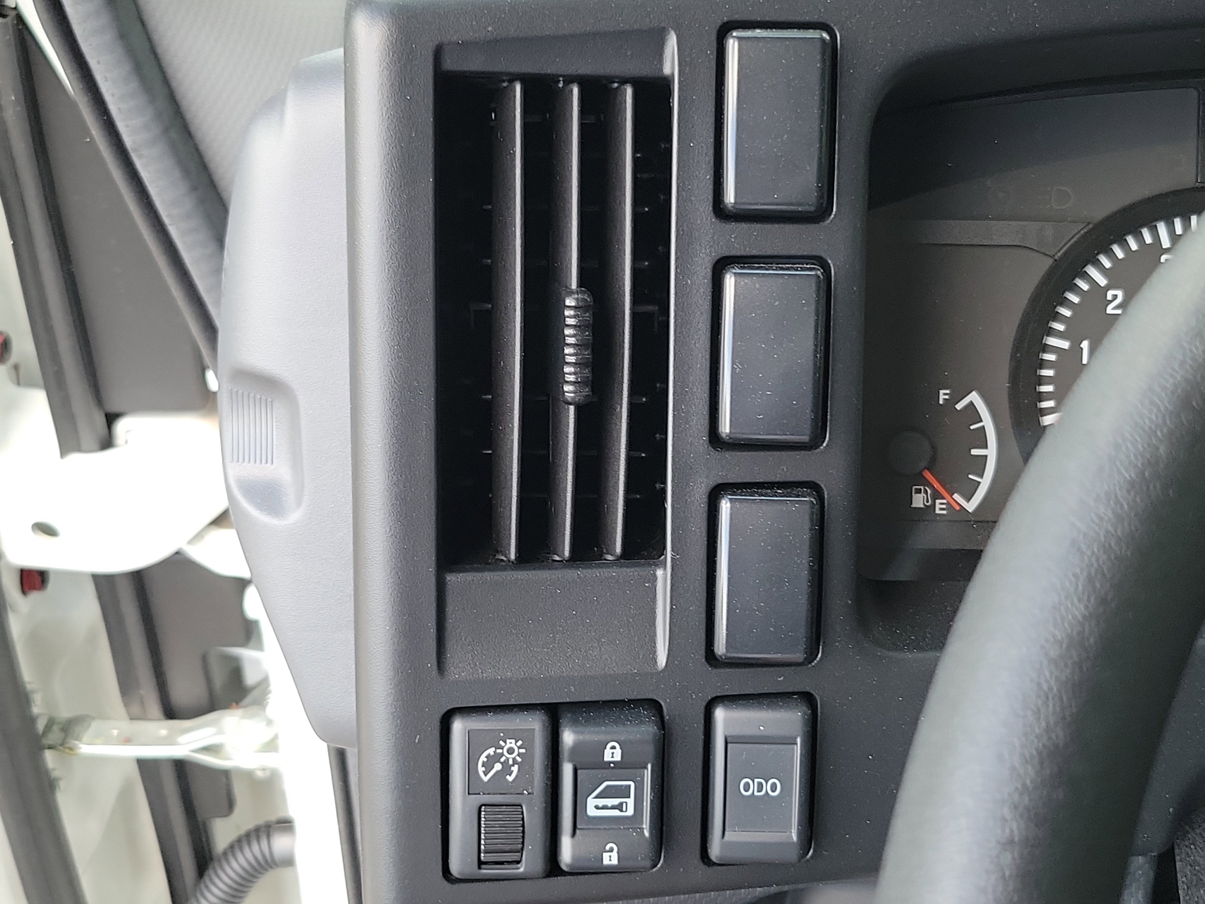 2025 Chevrolet Low Cab Forward 4500 Base