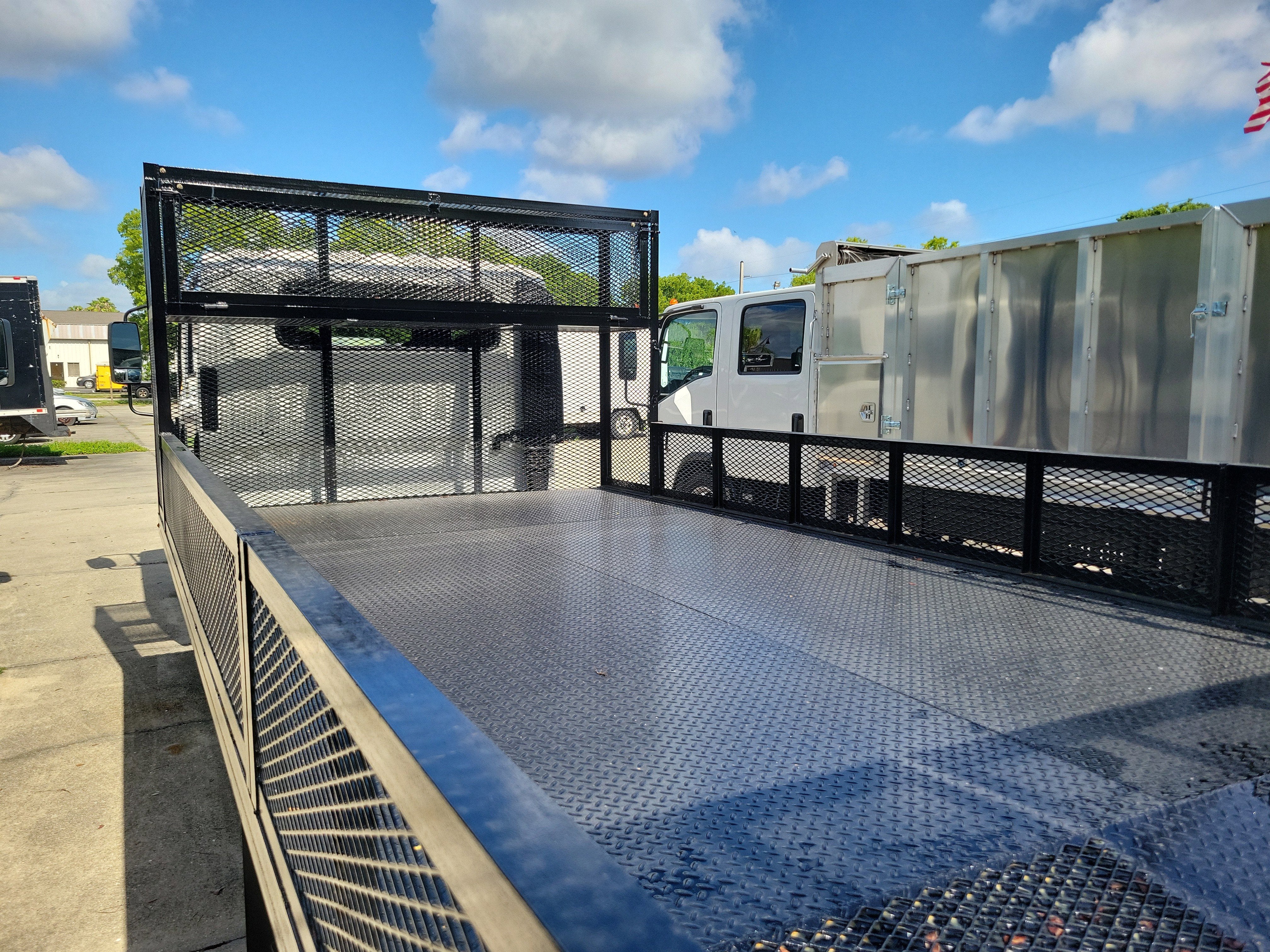 2025 Chevrolet Low Cab Forward 4500 Base