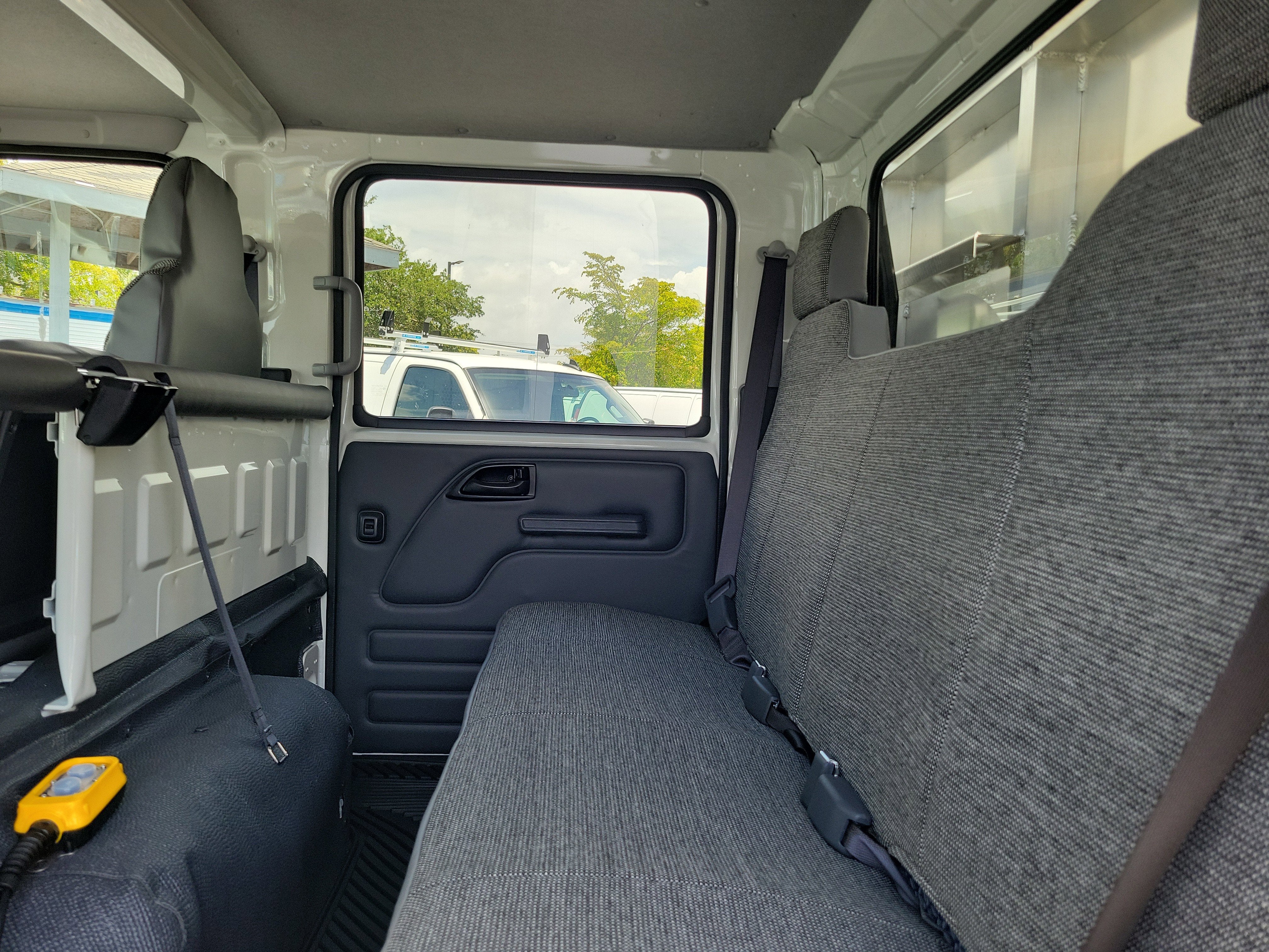 2026 Chevrolet Low Cab Forward 4500 HG Base
