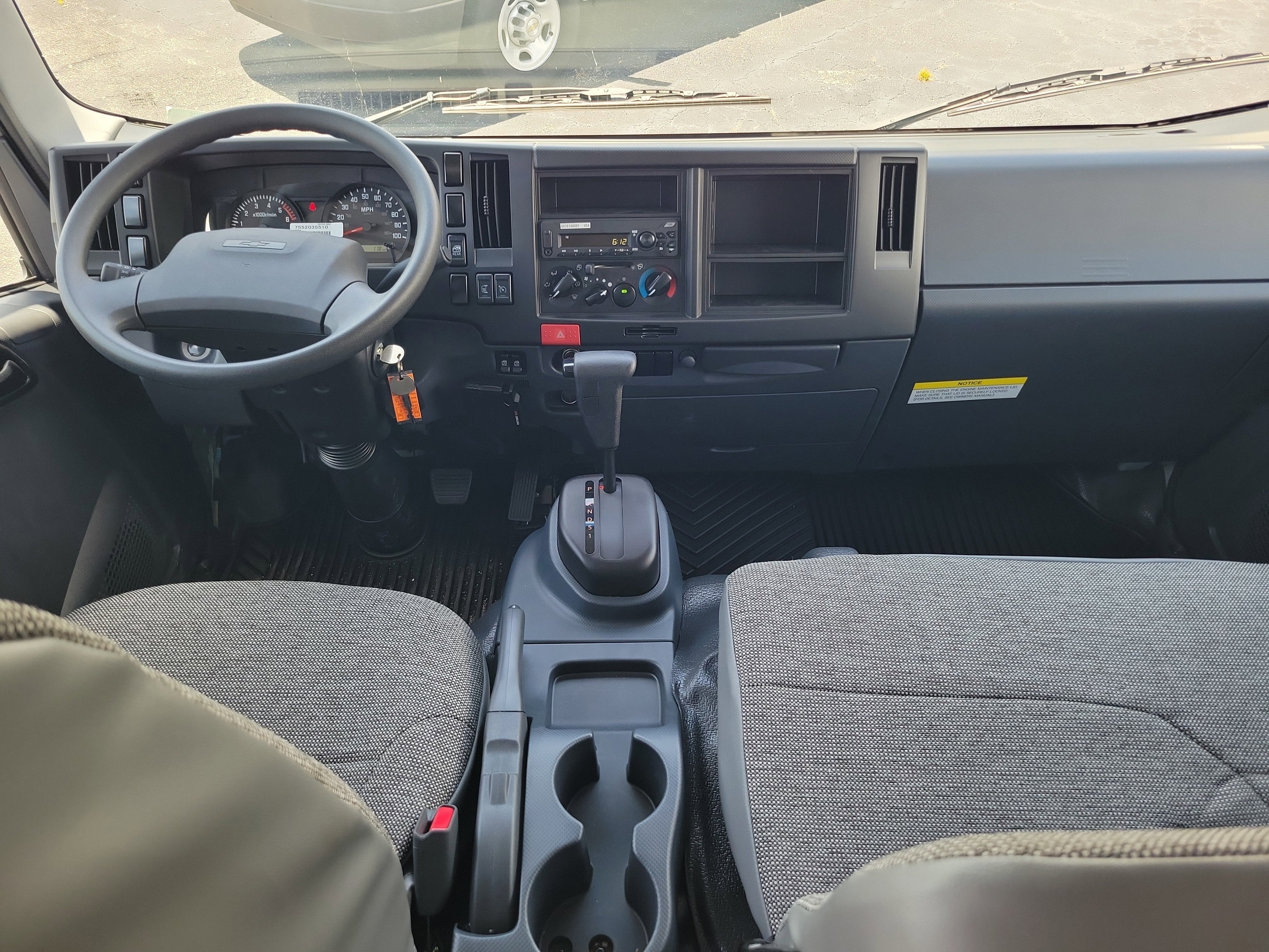 2026 Chevrolet Low Cab Forward 4500 HG Base