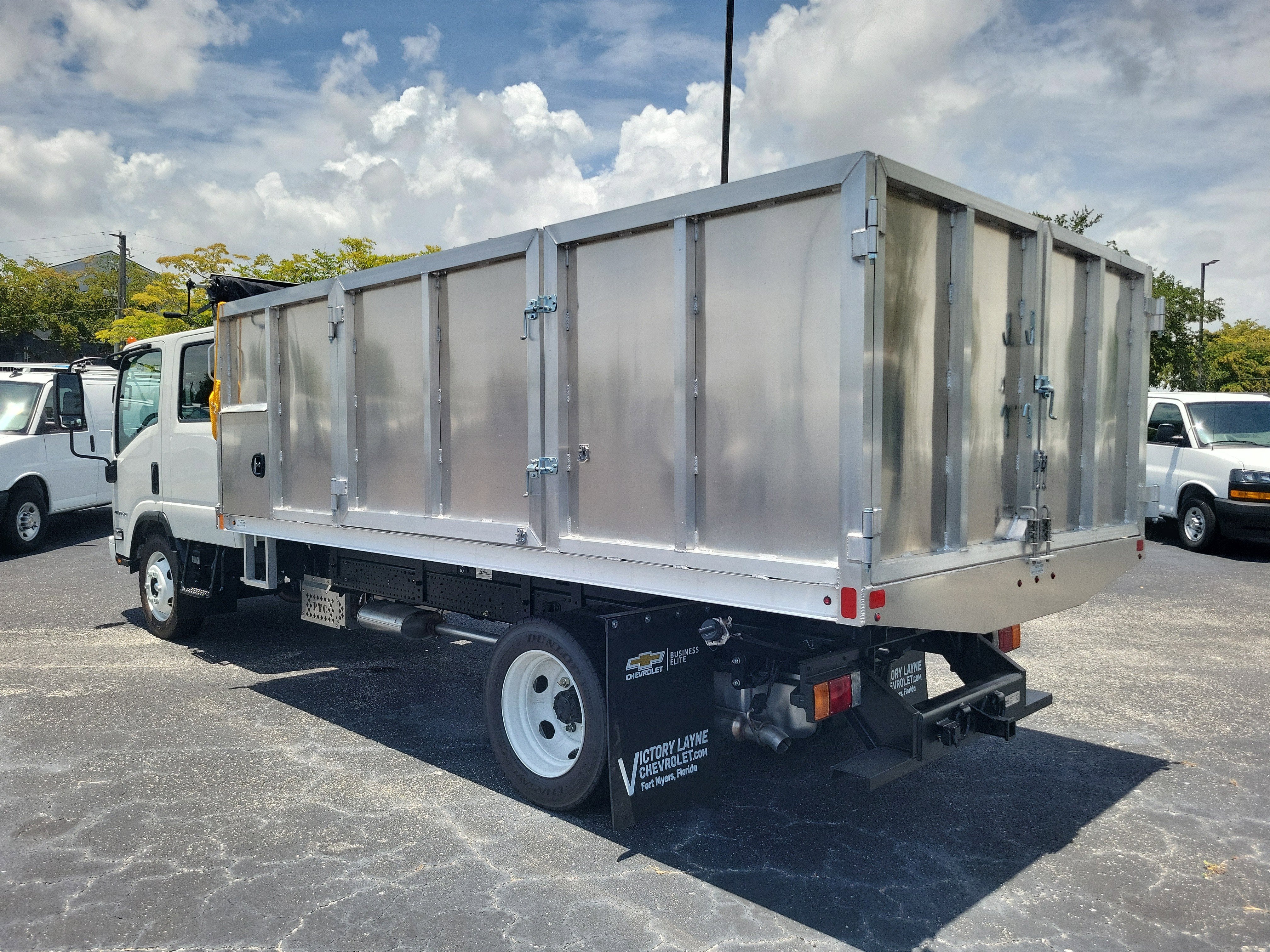 2026 Chevrolet Low Cab Forward 4500 HG Base