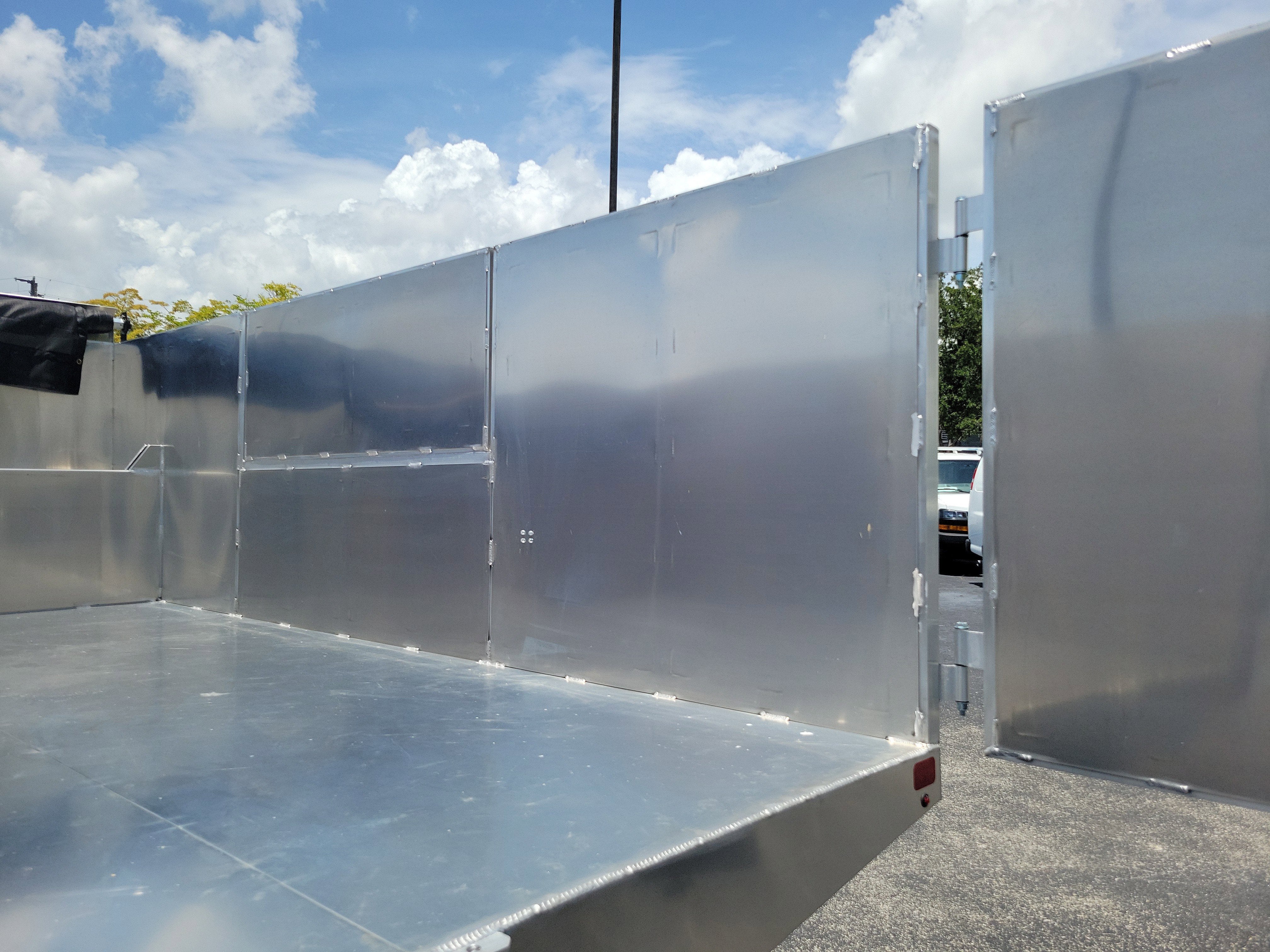 2026 Chevrolet Low Cab Forward 4500 HG Base