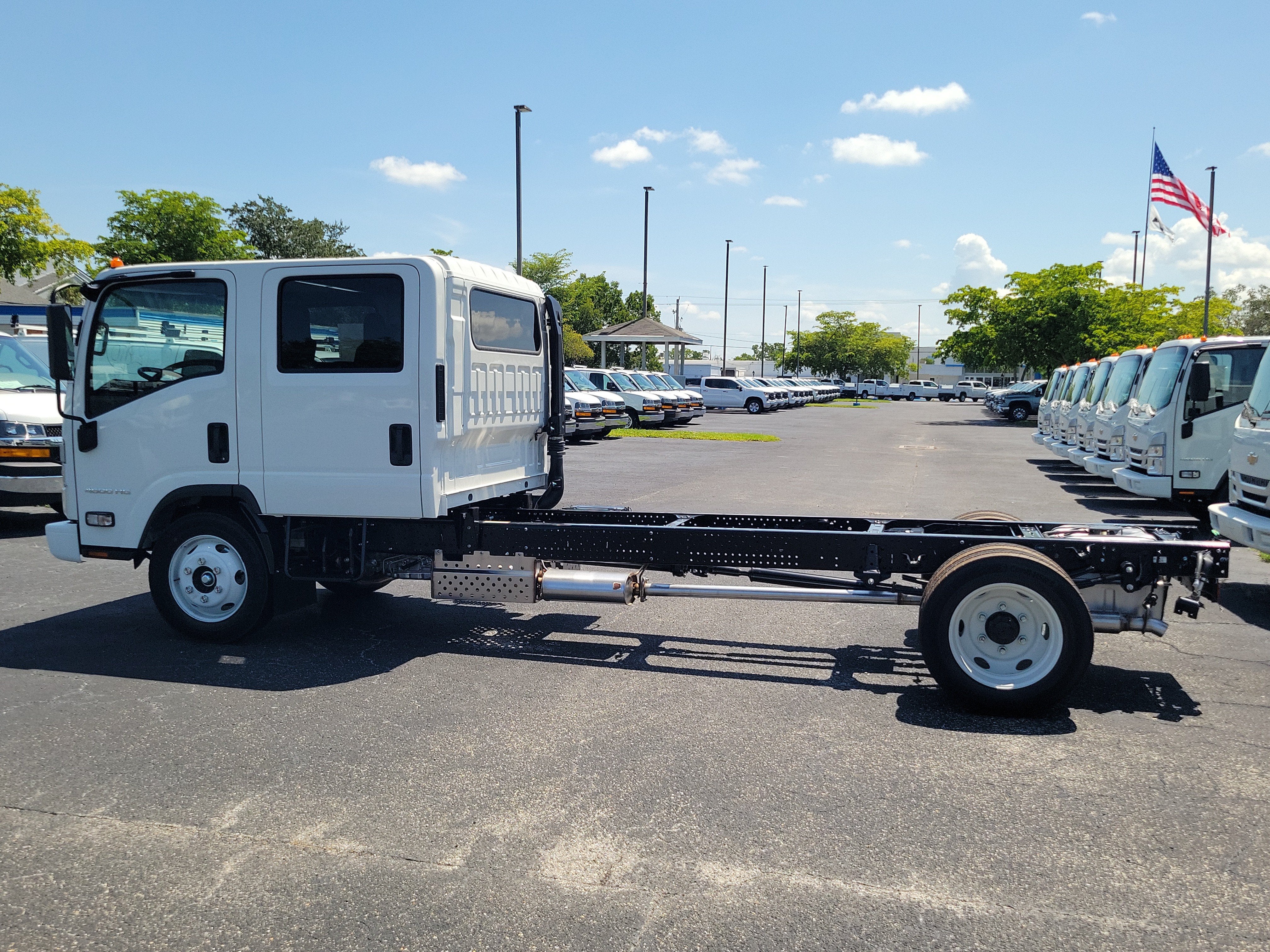 2027 Chevrolet Low Cab Forward 4500 HG Base