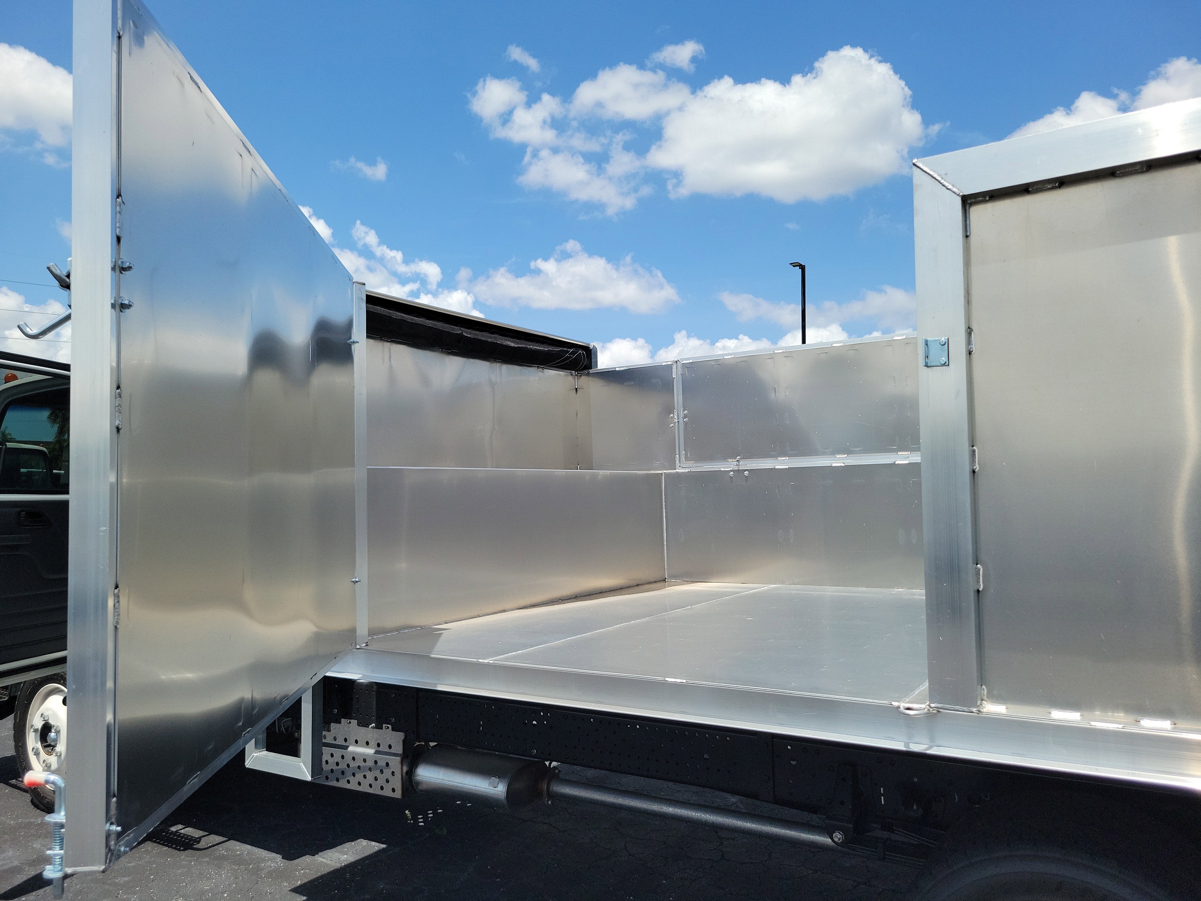 2025 Chevrolet Low Cab Forward 4500 Base