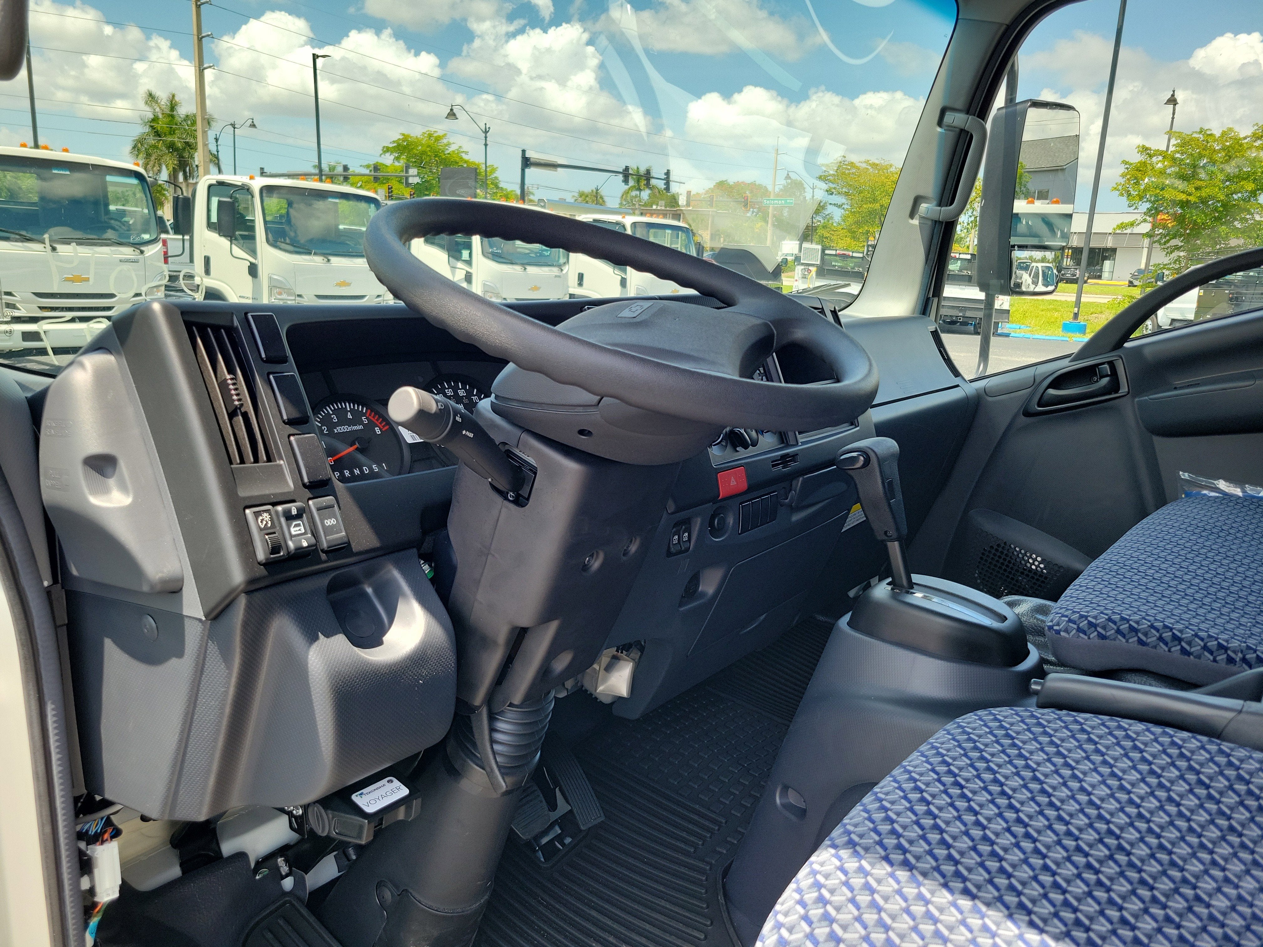 2025 Chevrolet Low Cab Forward 4500 Base