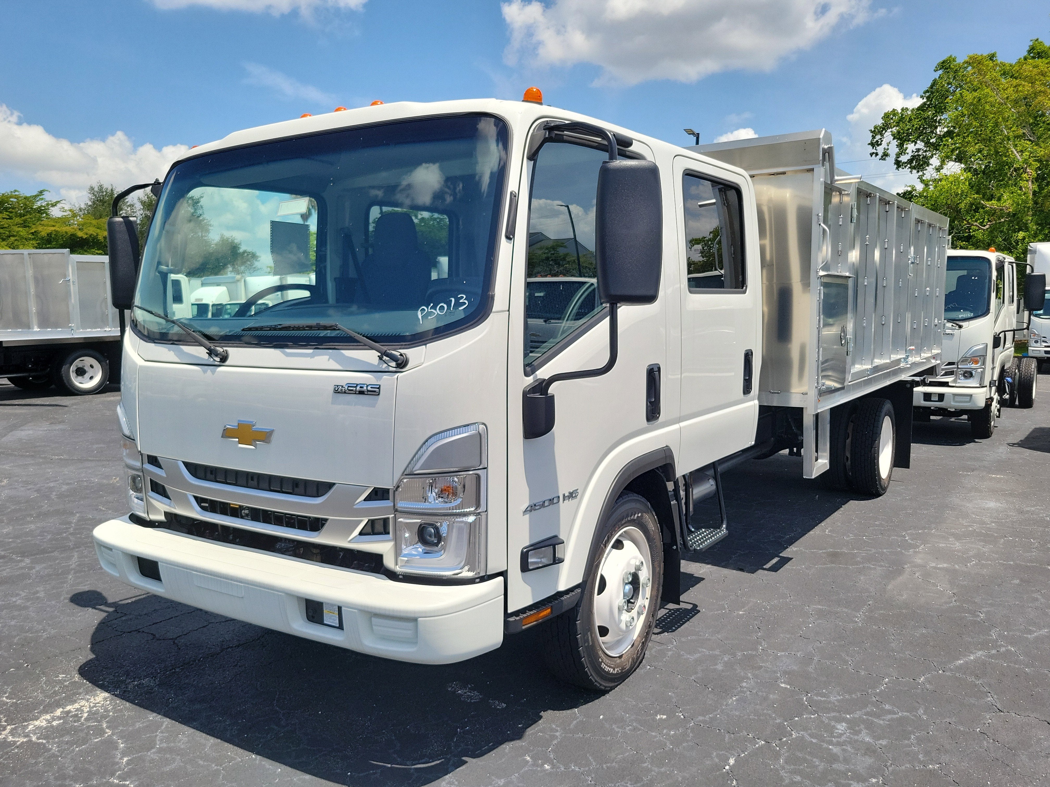 2025 Chevrolet Low Cab Forward 4500 Base