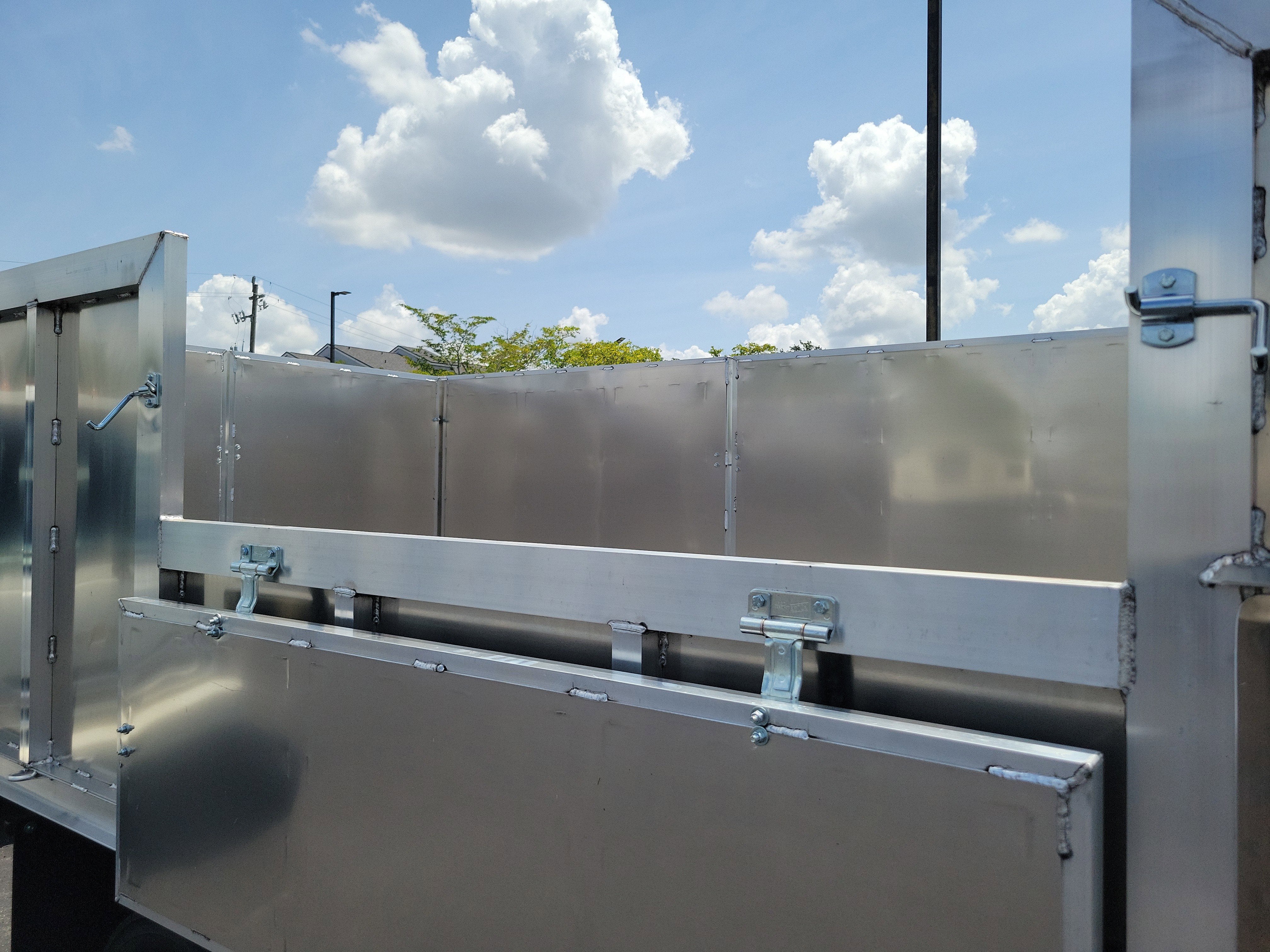 2025 Chevrolet Low Cab Forward 4500 Base