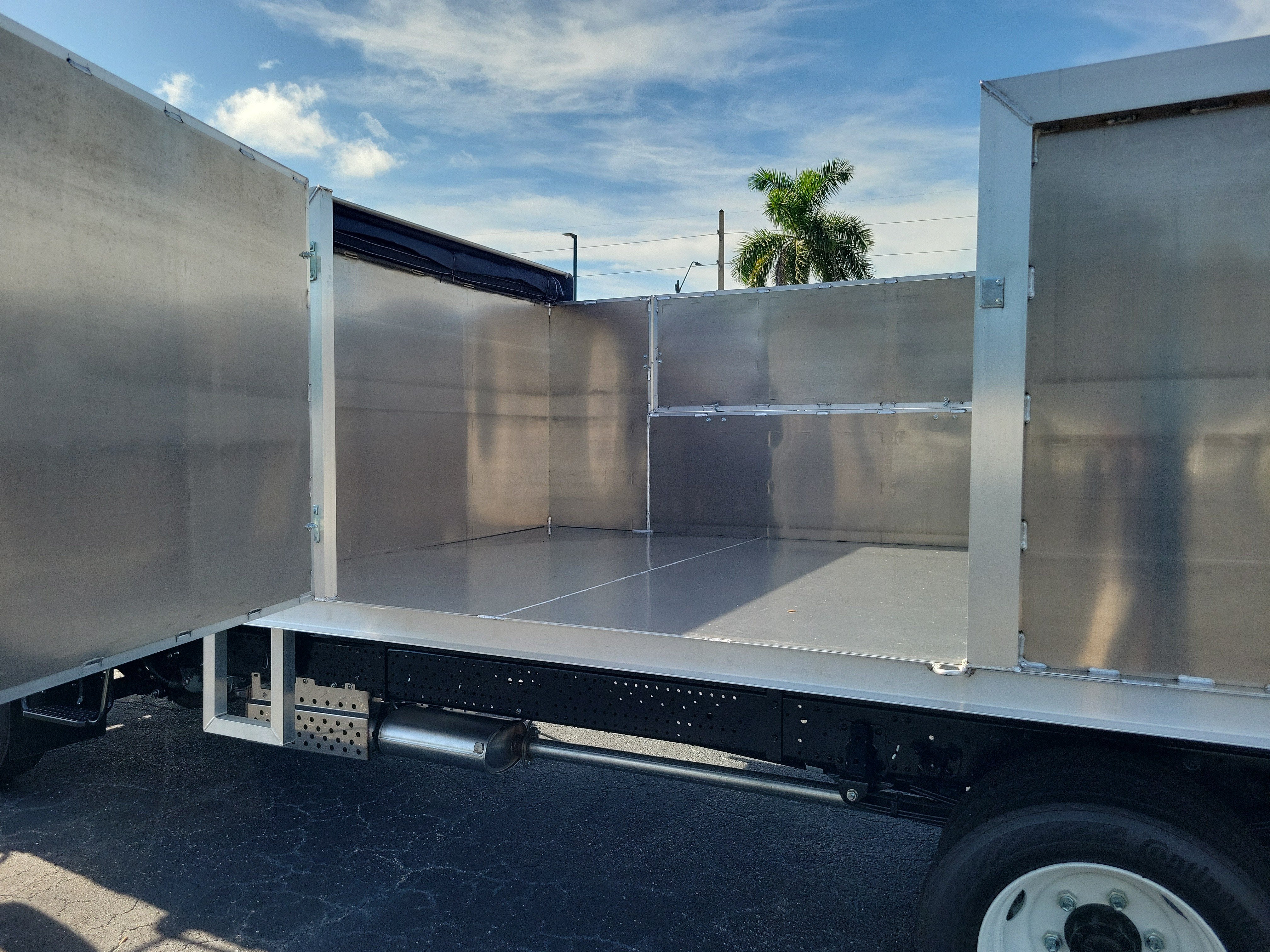2027 Chevrolet Low Cab Forward 4500 HG Base