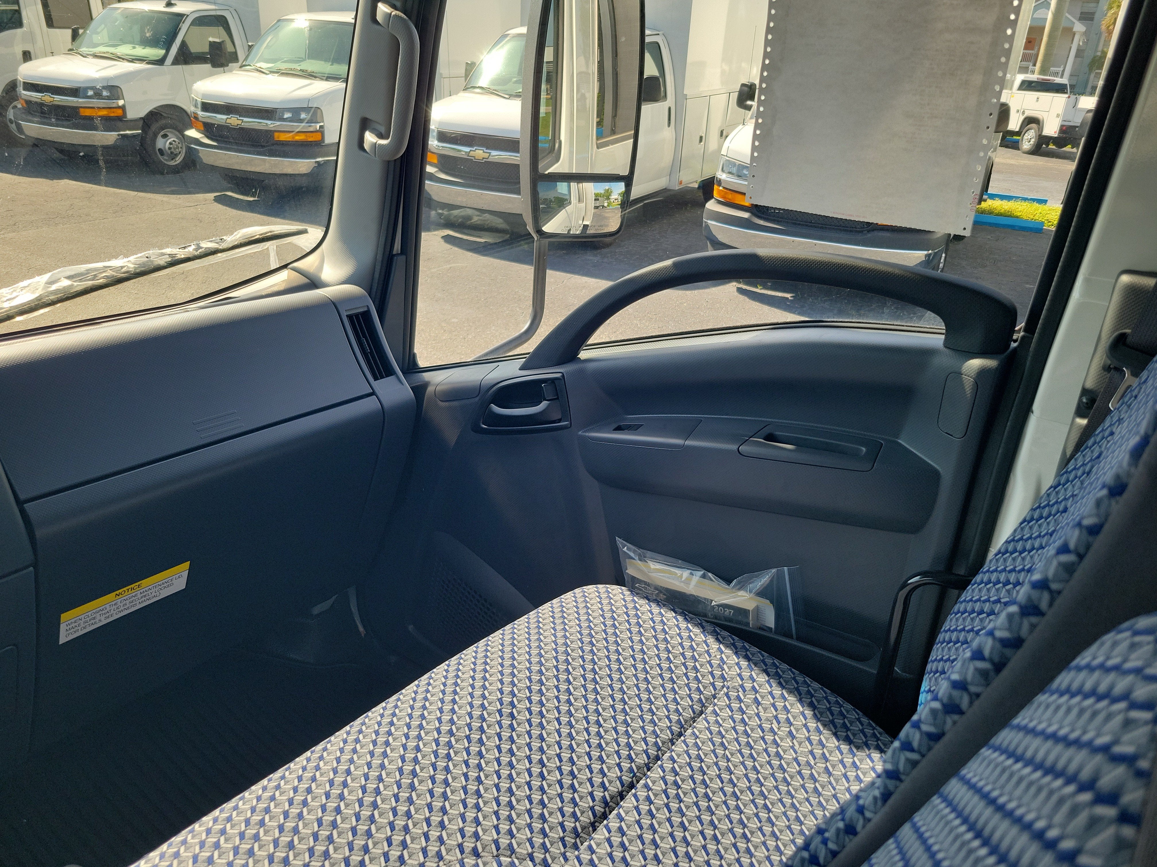 2027 Chevrolet Low Cab Forward 4500 HG Base
