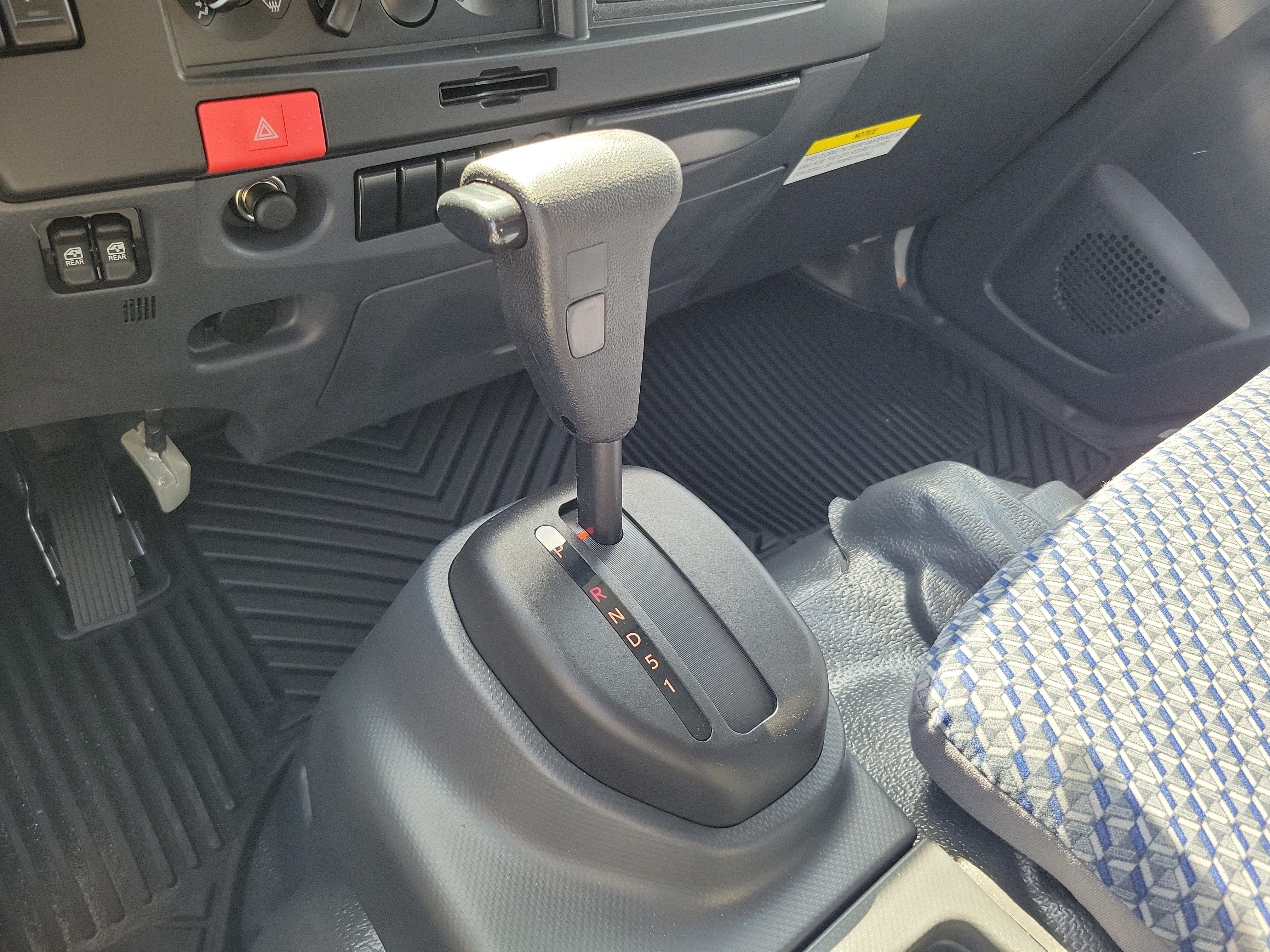 2027 Chevrolet Low Cab Forward 4500 HG Base