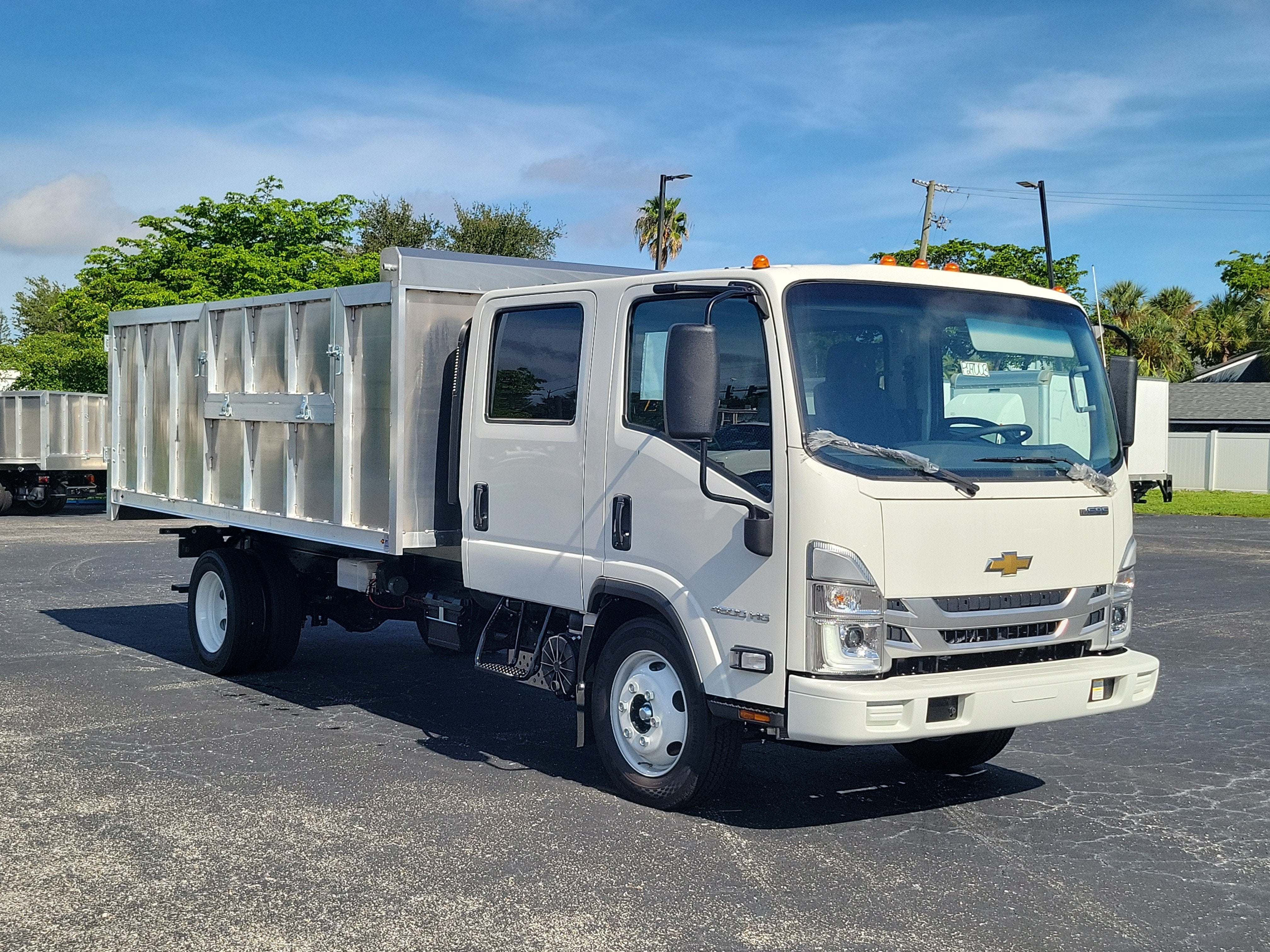 2027 Chevrolet Low Cab Forward 4500 HG Base