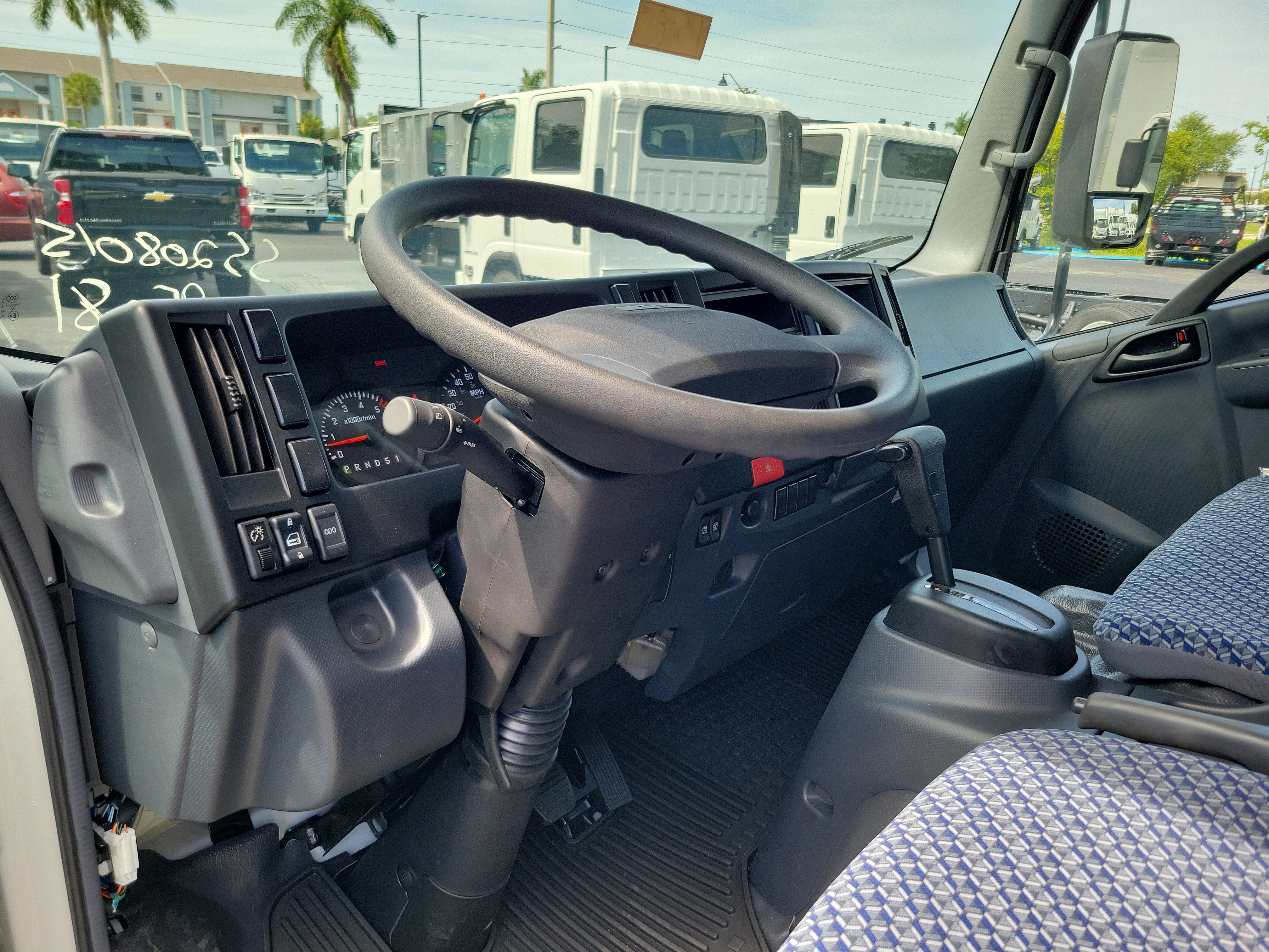 2025 Chevrolet Low Cab Forward 4500 Base