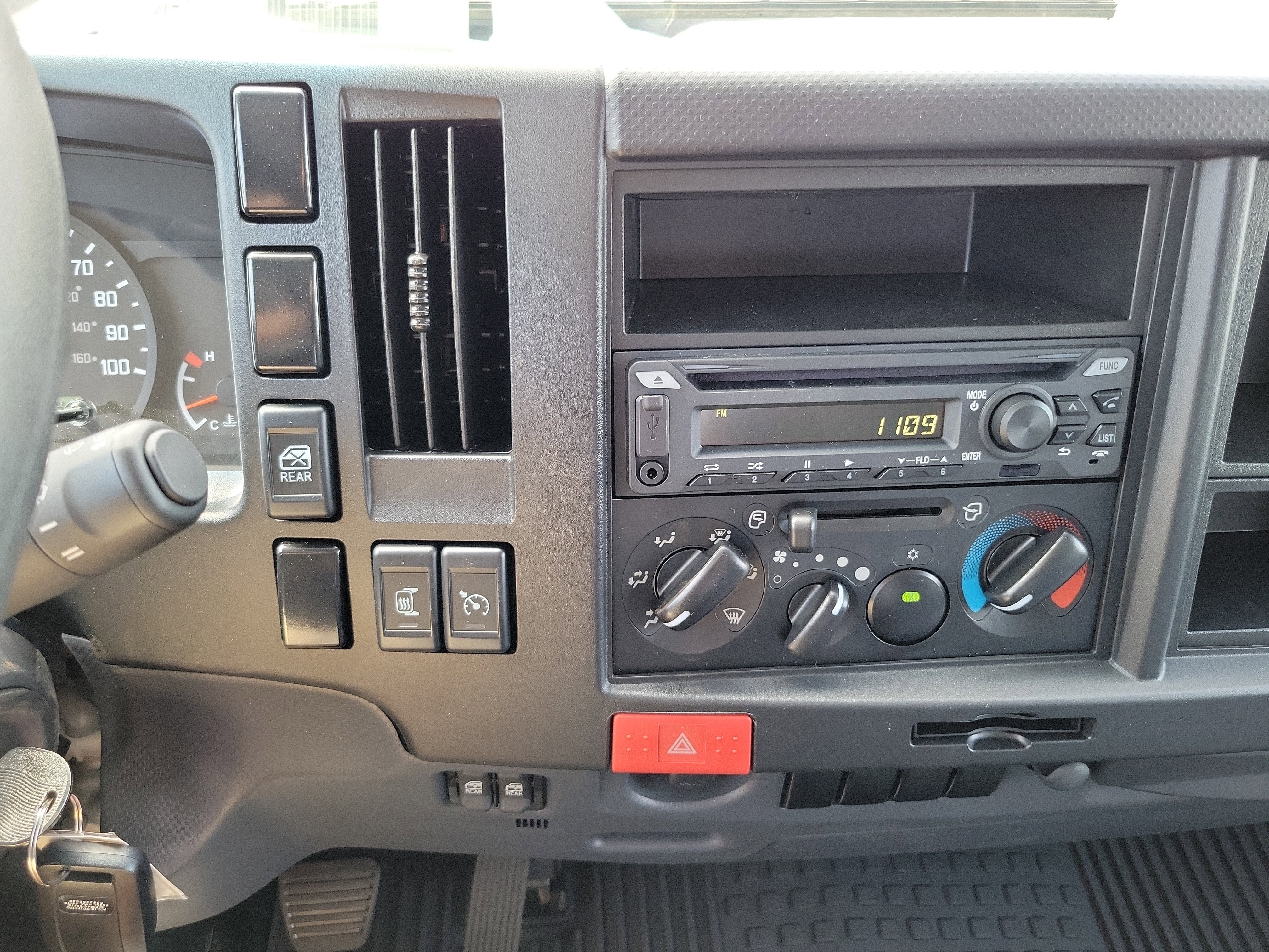 2025 Chevrolet Low Cab Forward 4500 Base