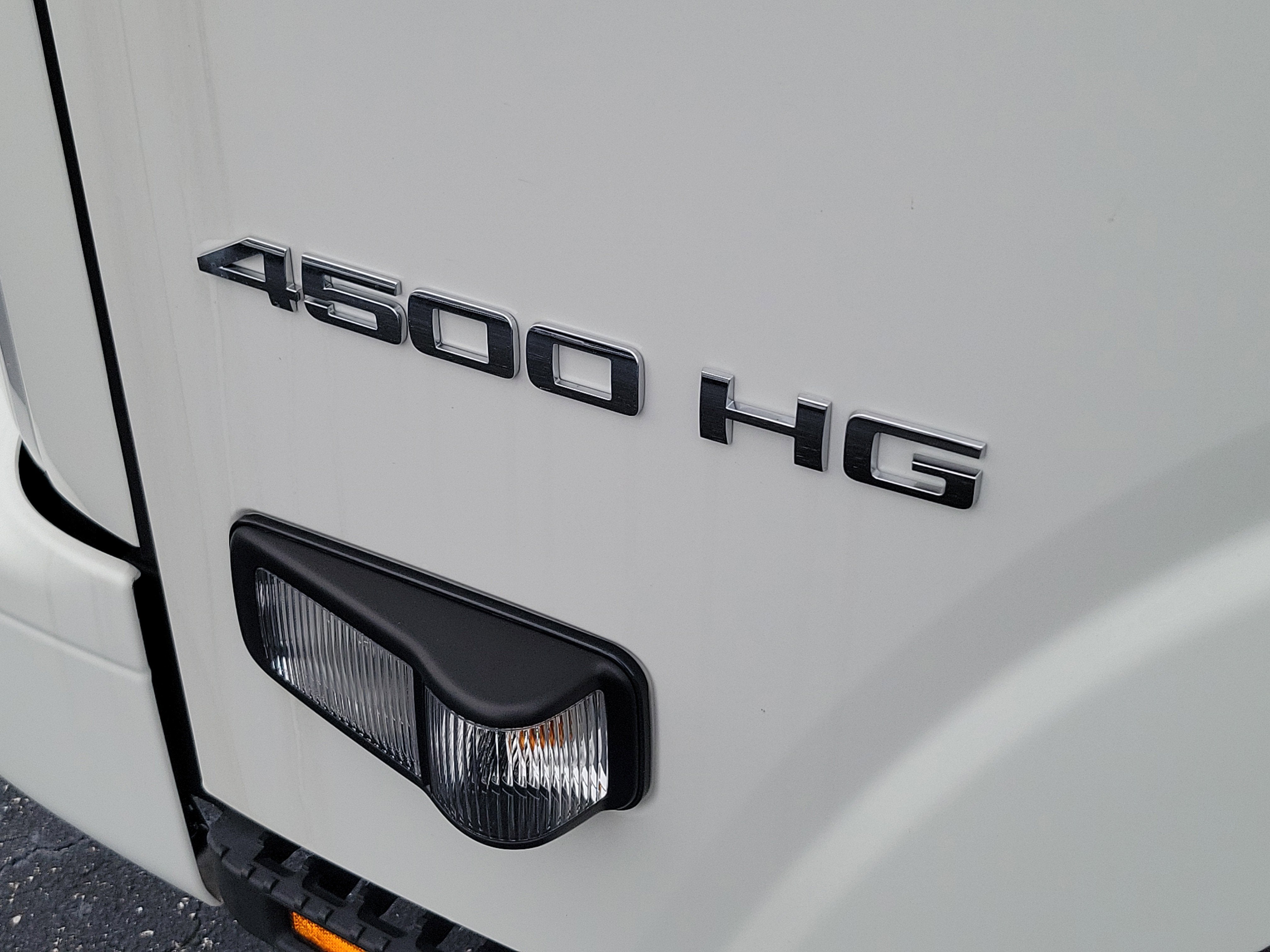 2025 Chevrolet Low Cab Forward 4500 Base