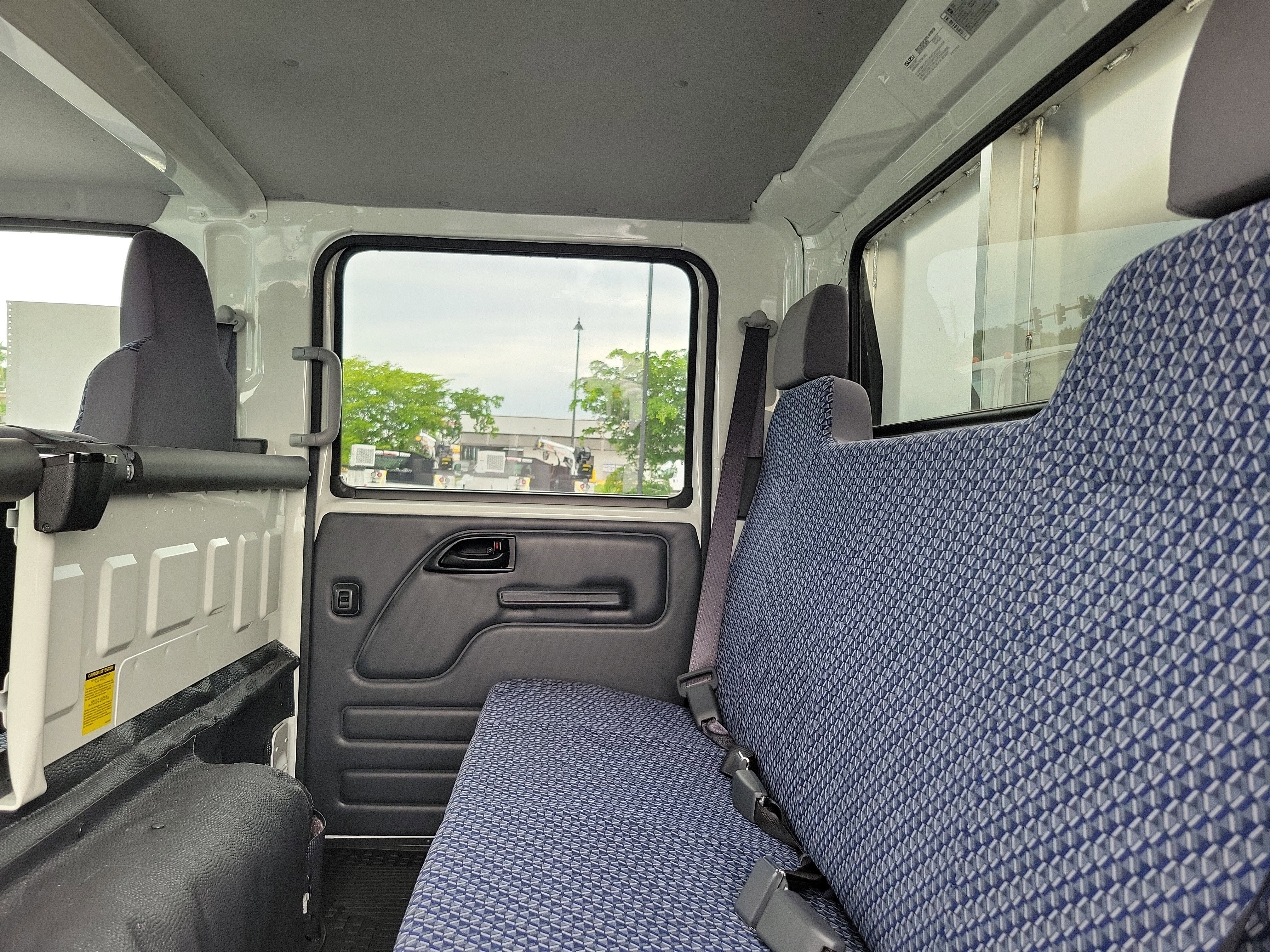 2025 Chevrolet Low Cab Forward 4500 Base