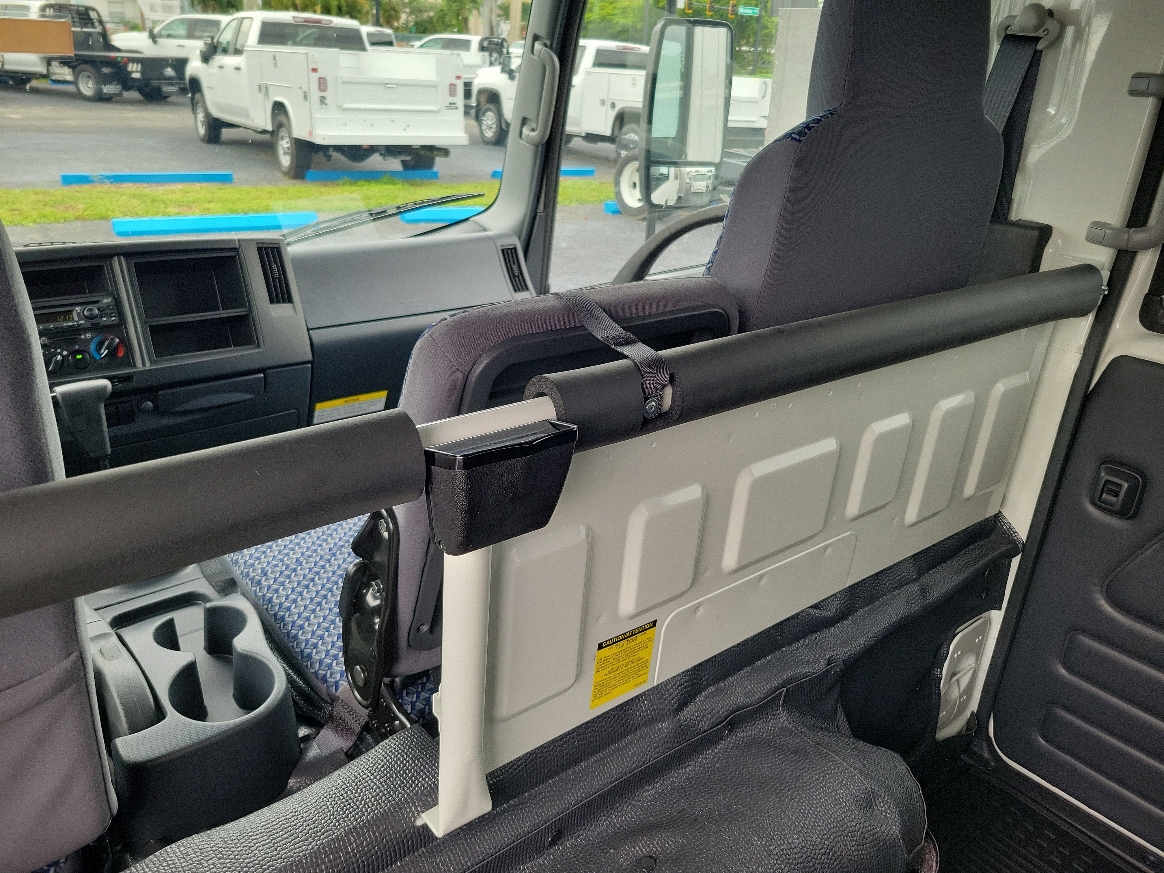 2025 Chevrolet Low Cab Forward 4500 Base