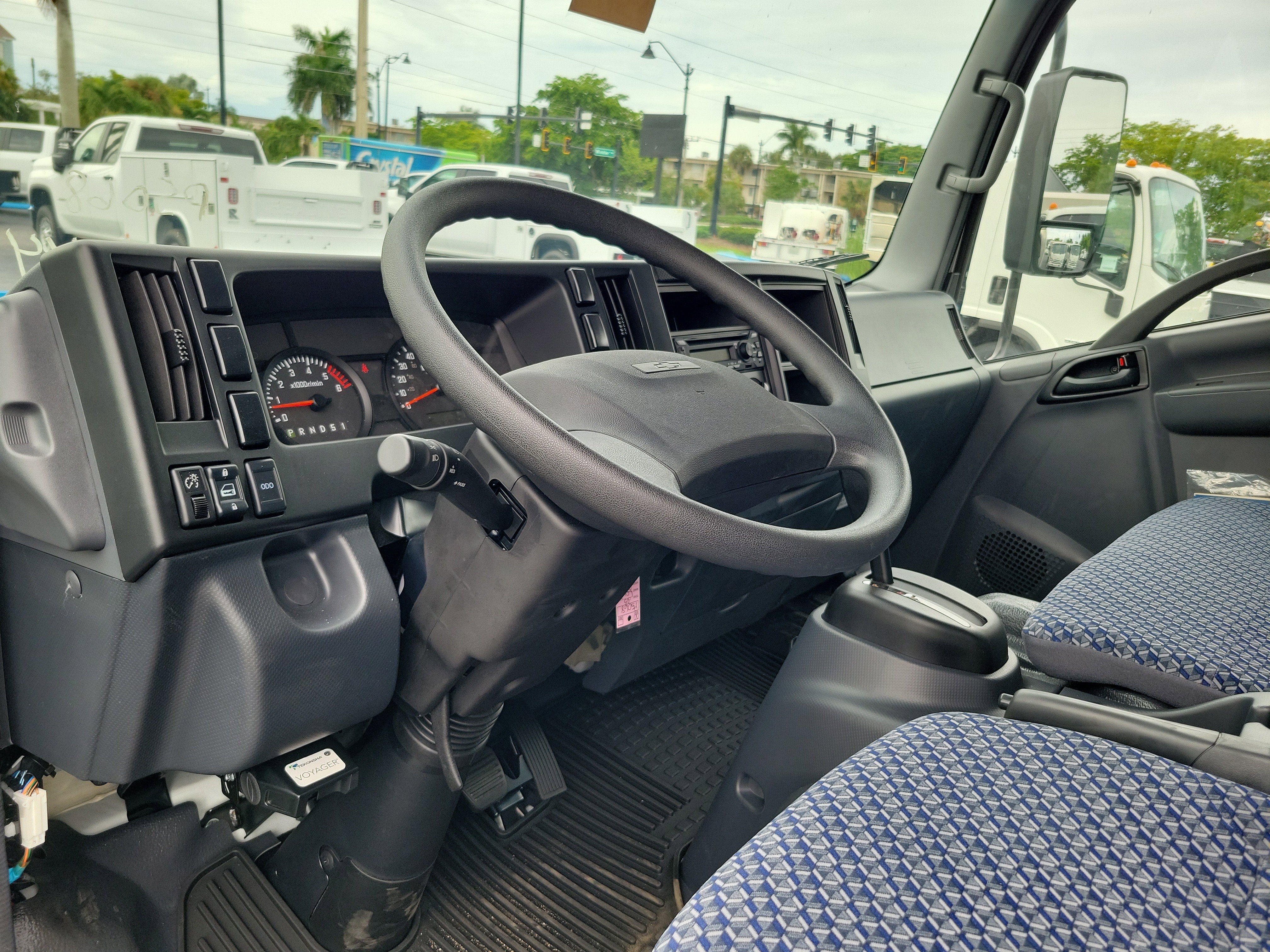 2025 Chevrolet Low Cab Forward 4500 Base