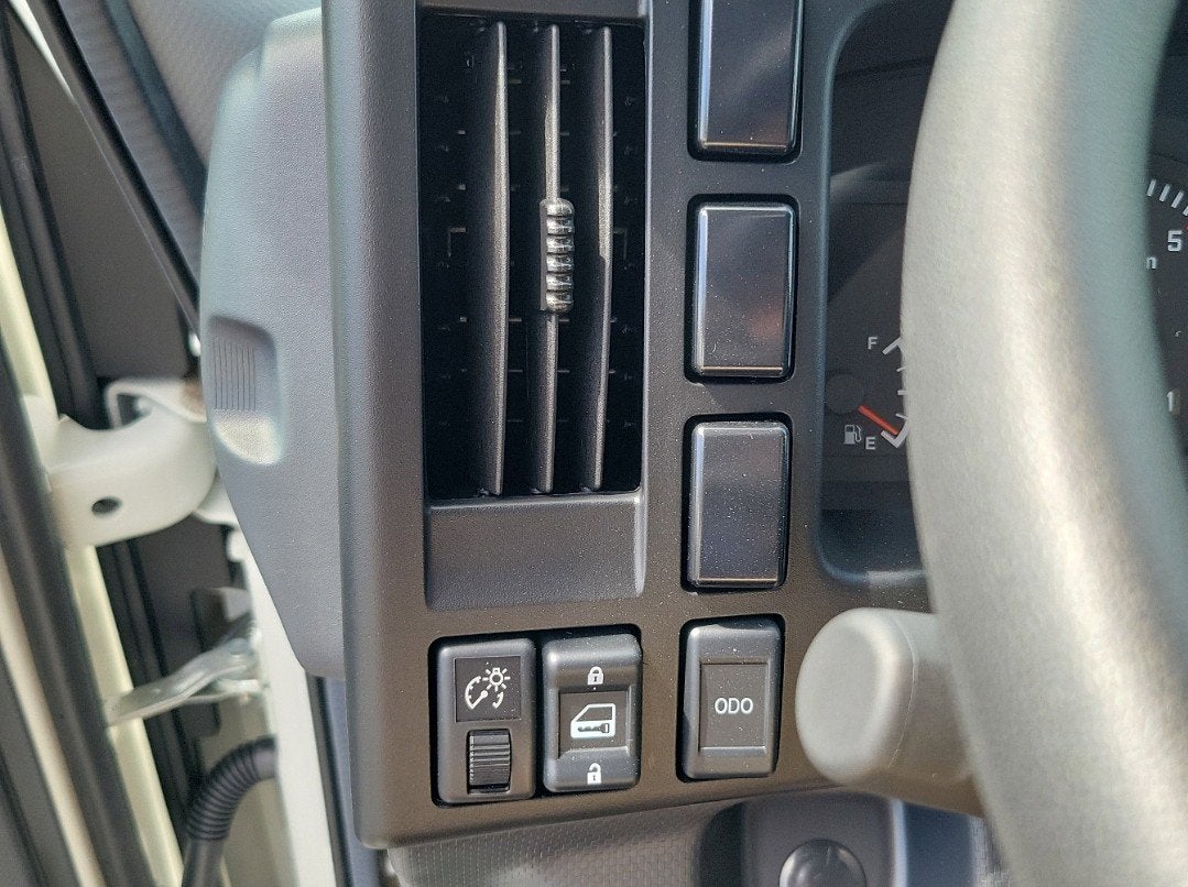 2025 Chevrolet Low Cab Forward 4500 Base