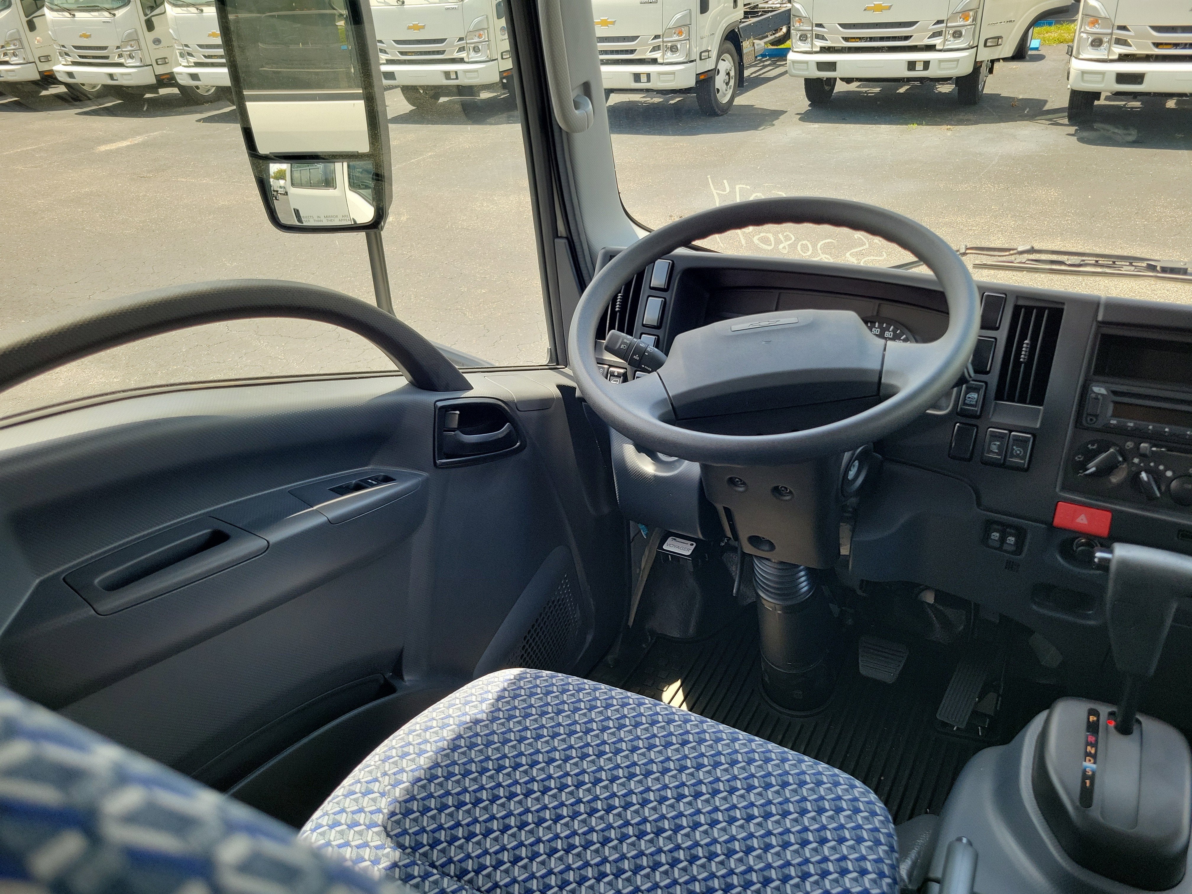 2025 Chevrolet Low Cab Forward 4500 Base