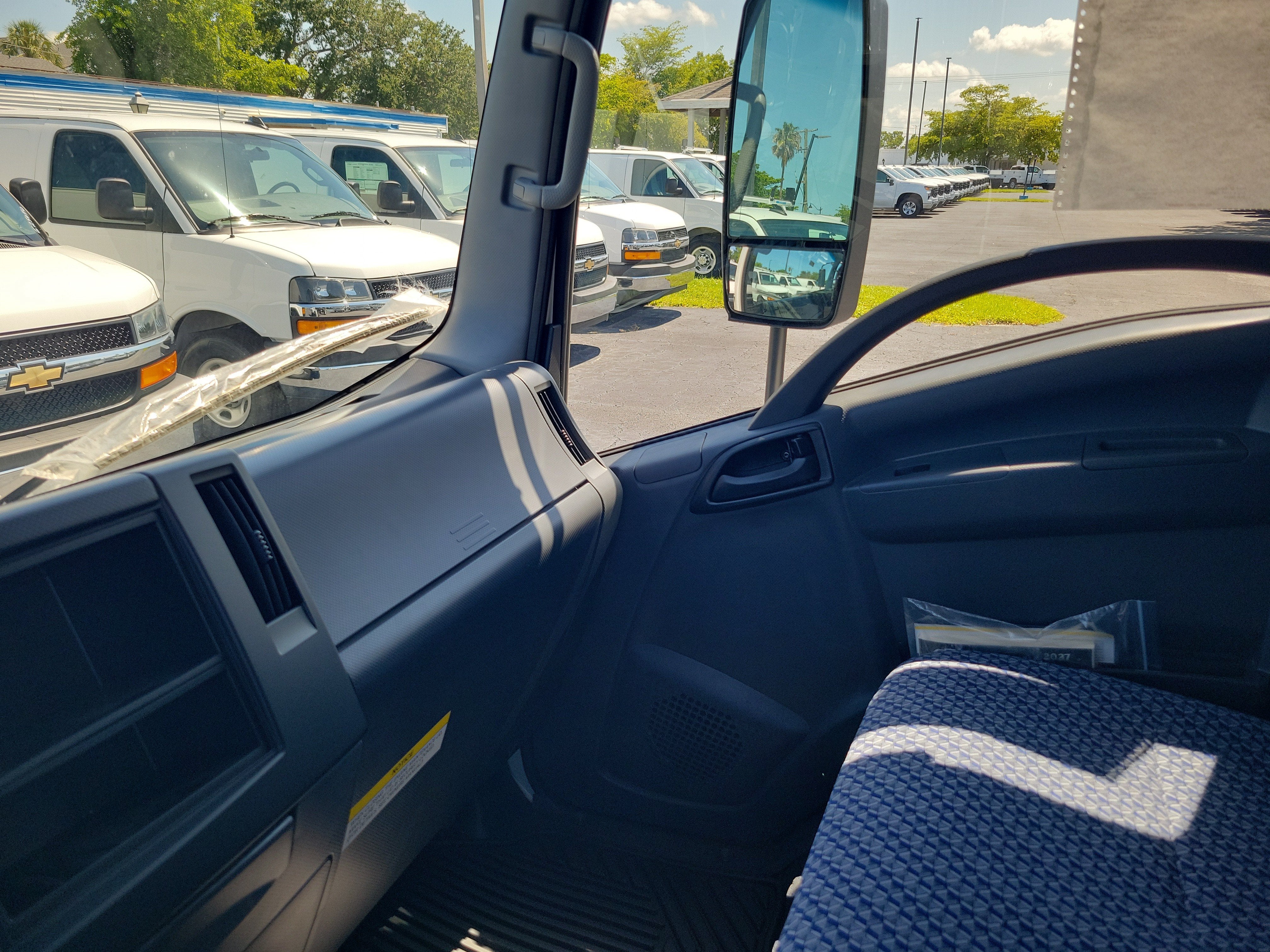 2027 Chevrolet Low Cab Forward 4500 HG Base