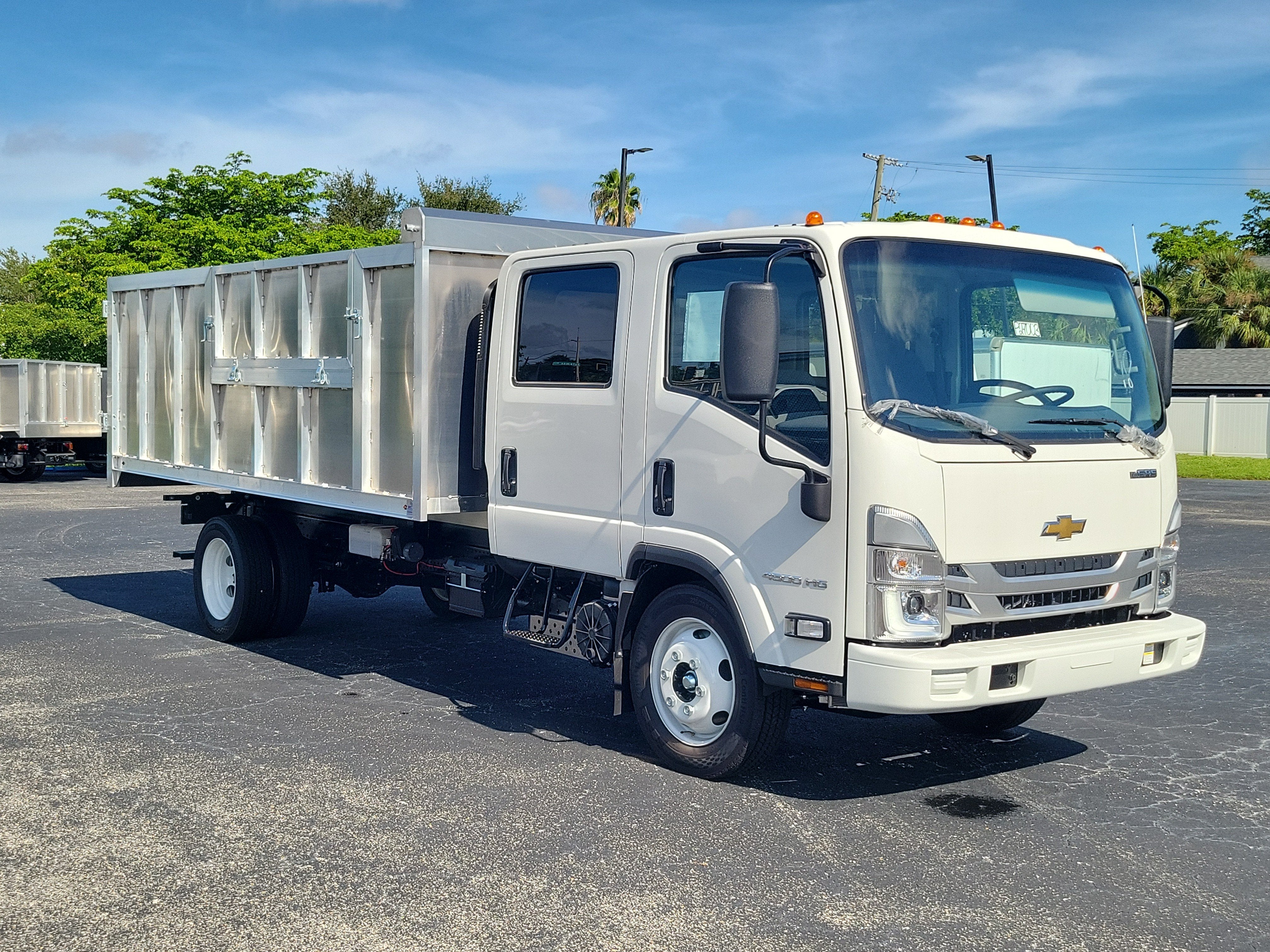 2027 Chevrolet Low Cab Forward 4500 HG Base