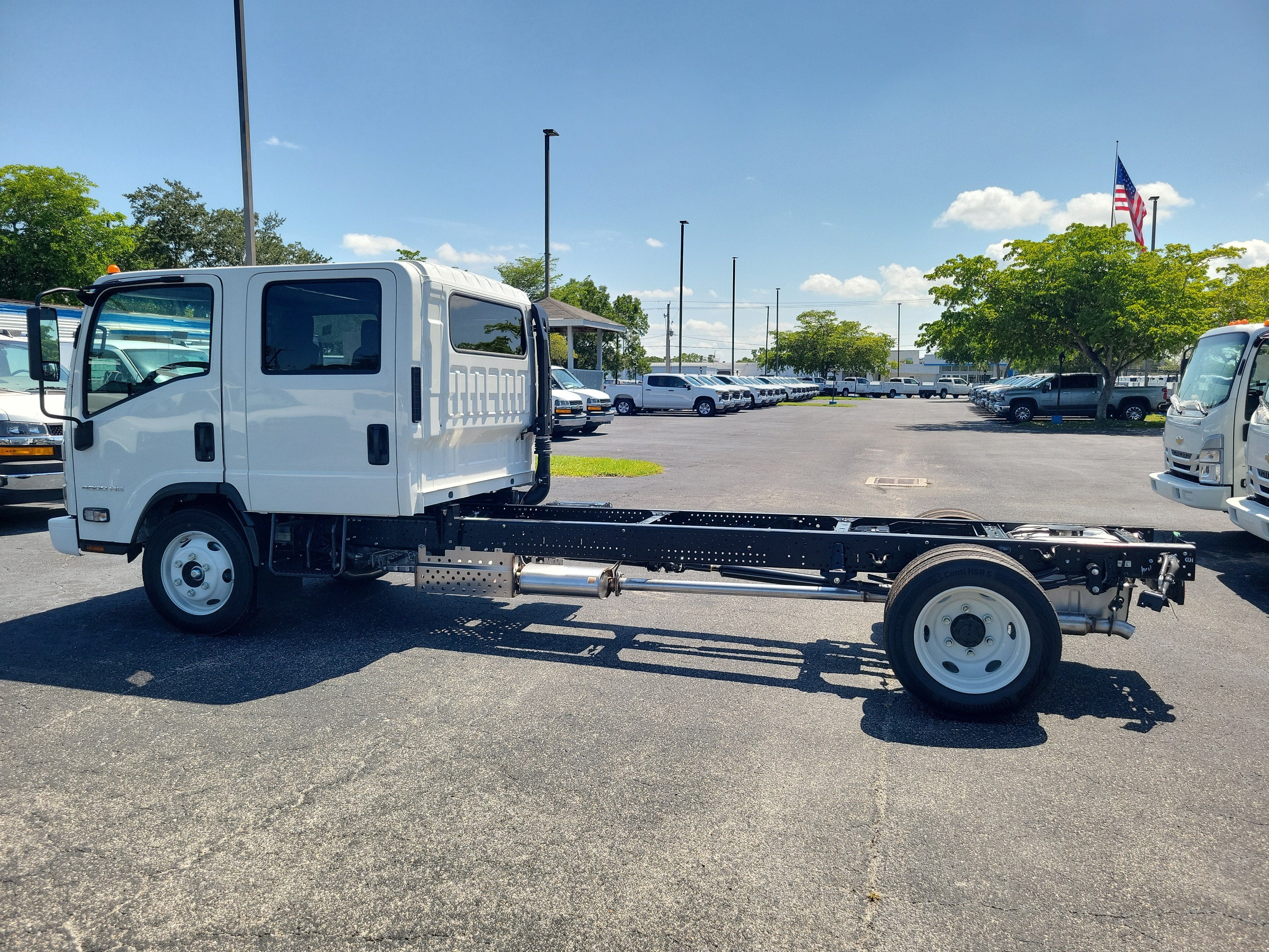 2027 Chevrolet Low Cab Forward 4500 HG Base
