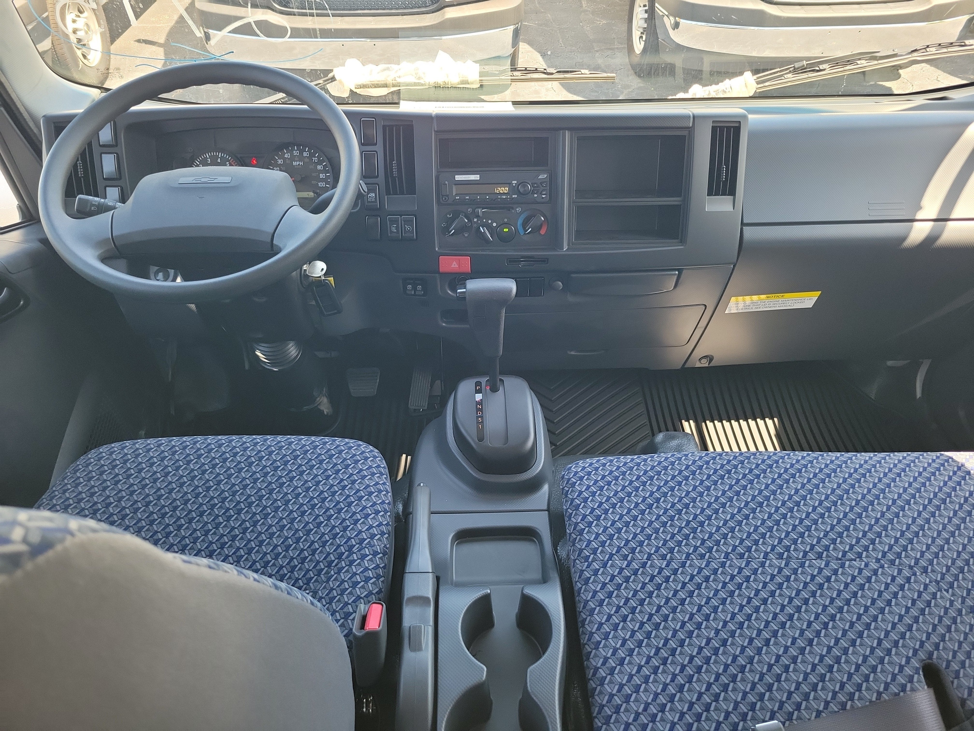 2027 Chevrolet Low Cab Forward 4500 HG Base