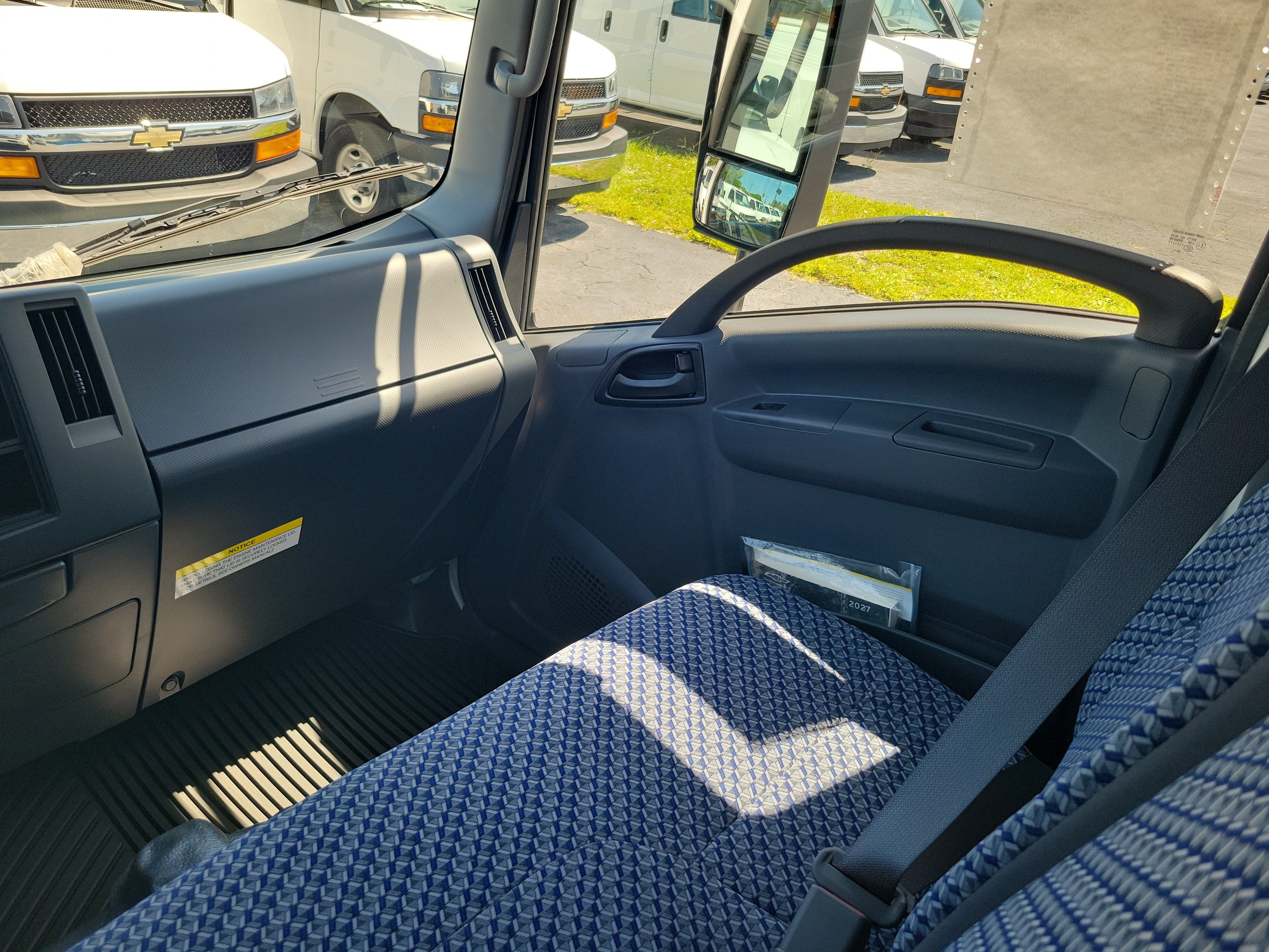 2027 Chevrolet Low Cab Forward 4500 HG Base