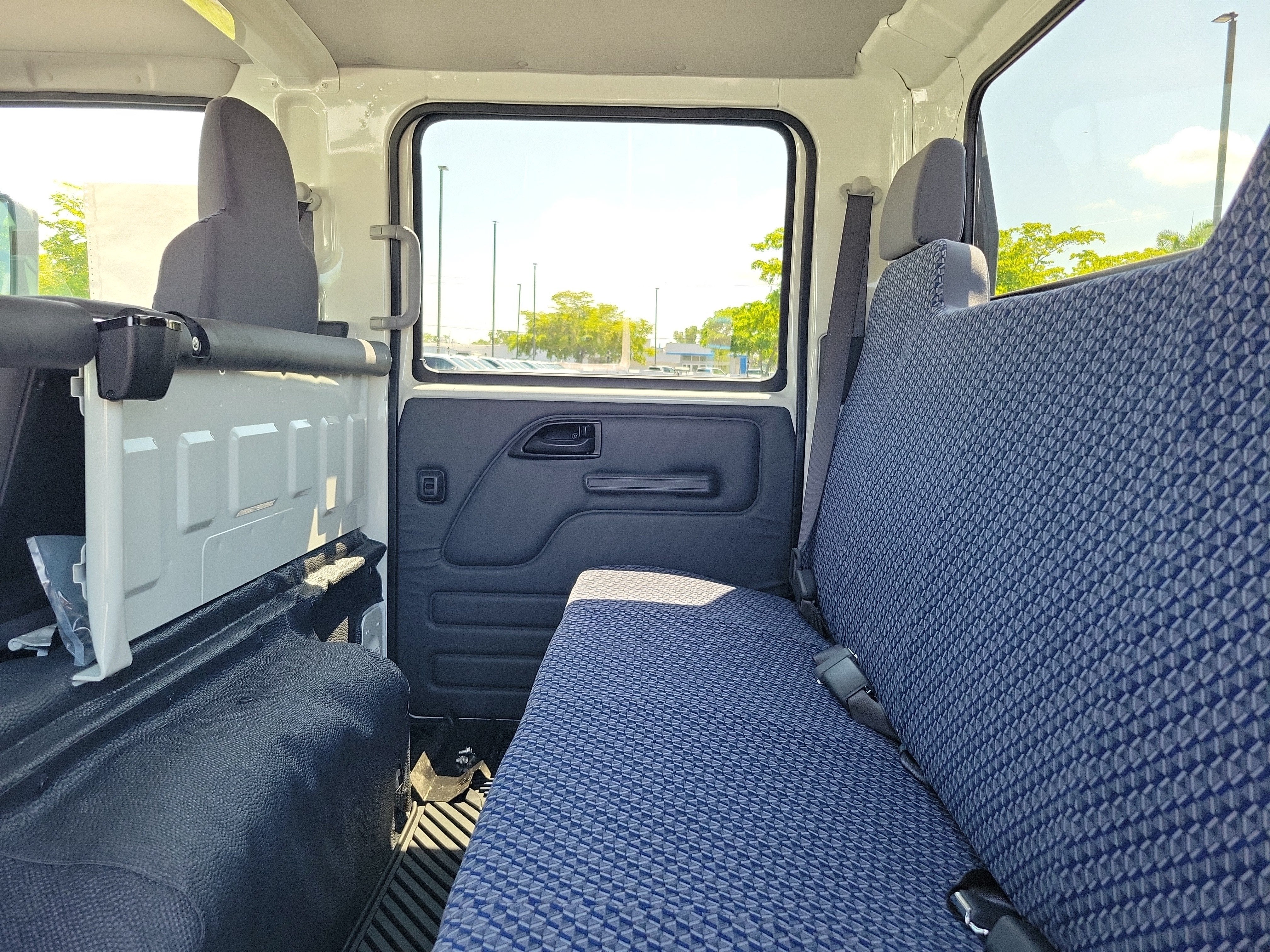 2027 Chevrolet Low Cab Forward 4500 HG Base