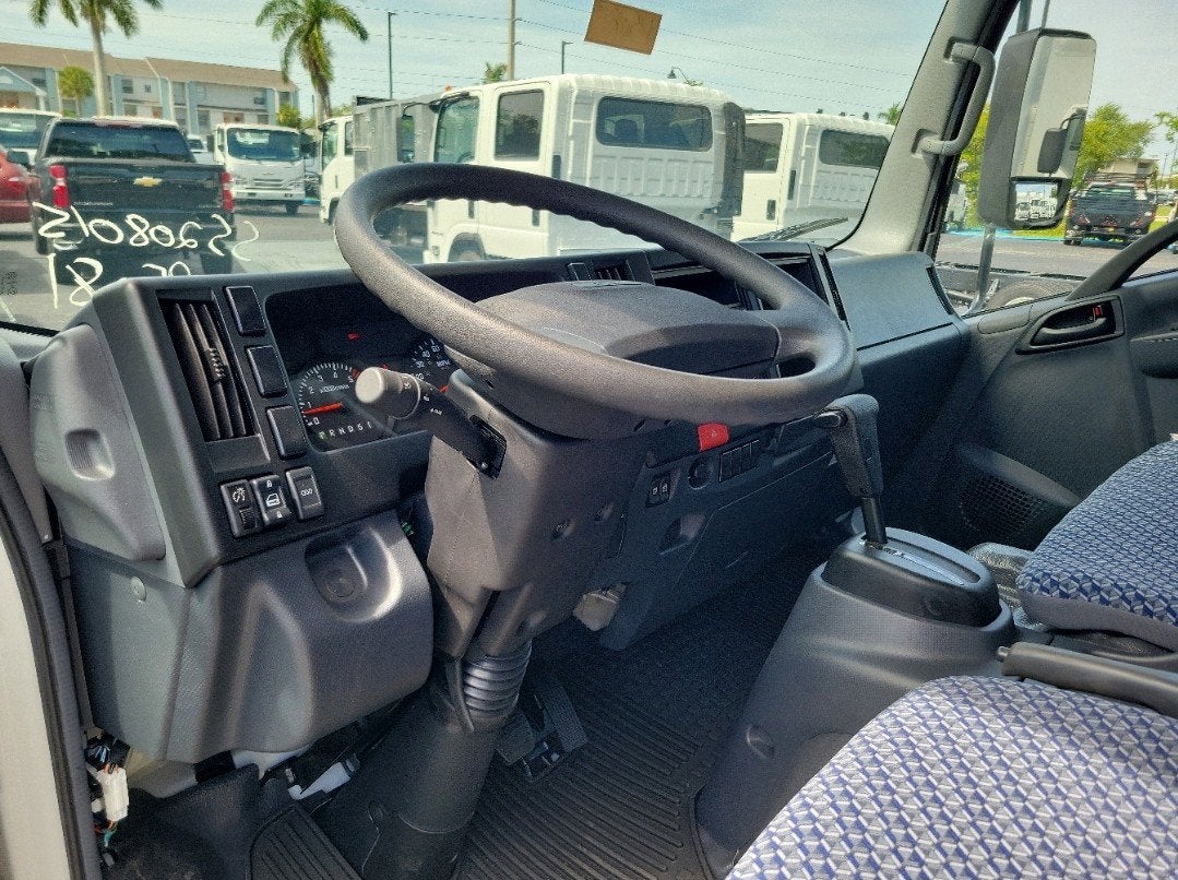 2025 Chevrolet Low Cab Forward 4500 Base