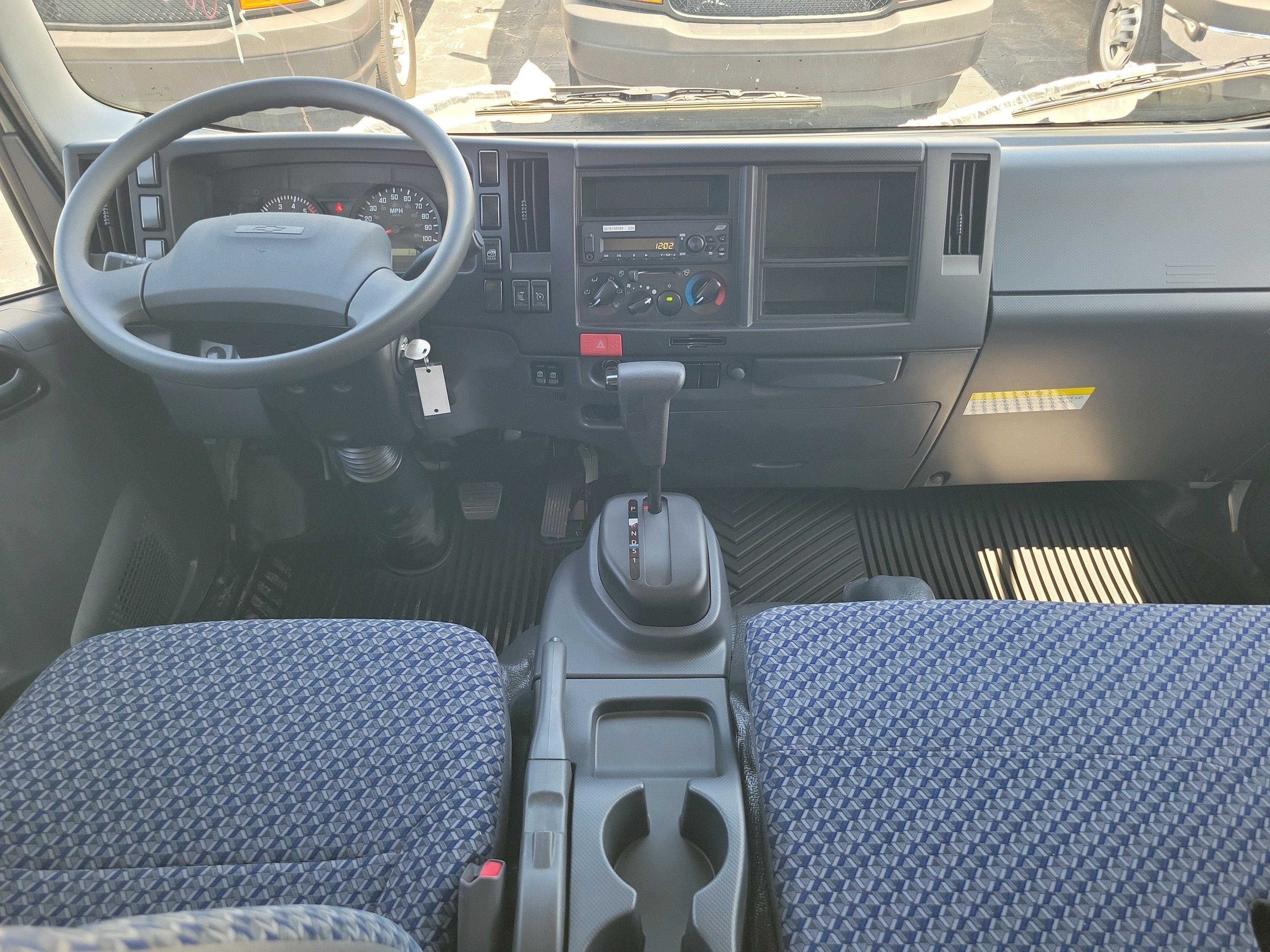 2027 Chevrolet Low Cab Forward 4500 HG Base