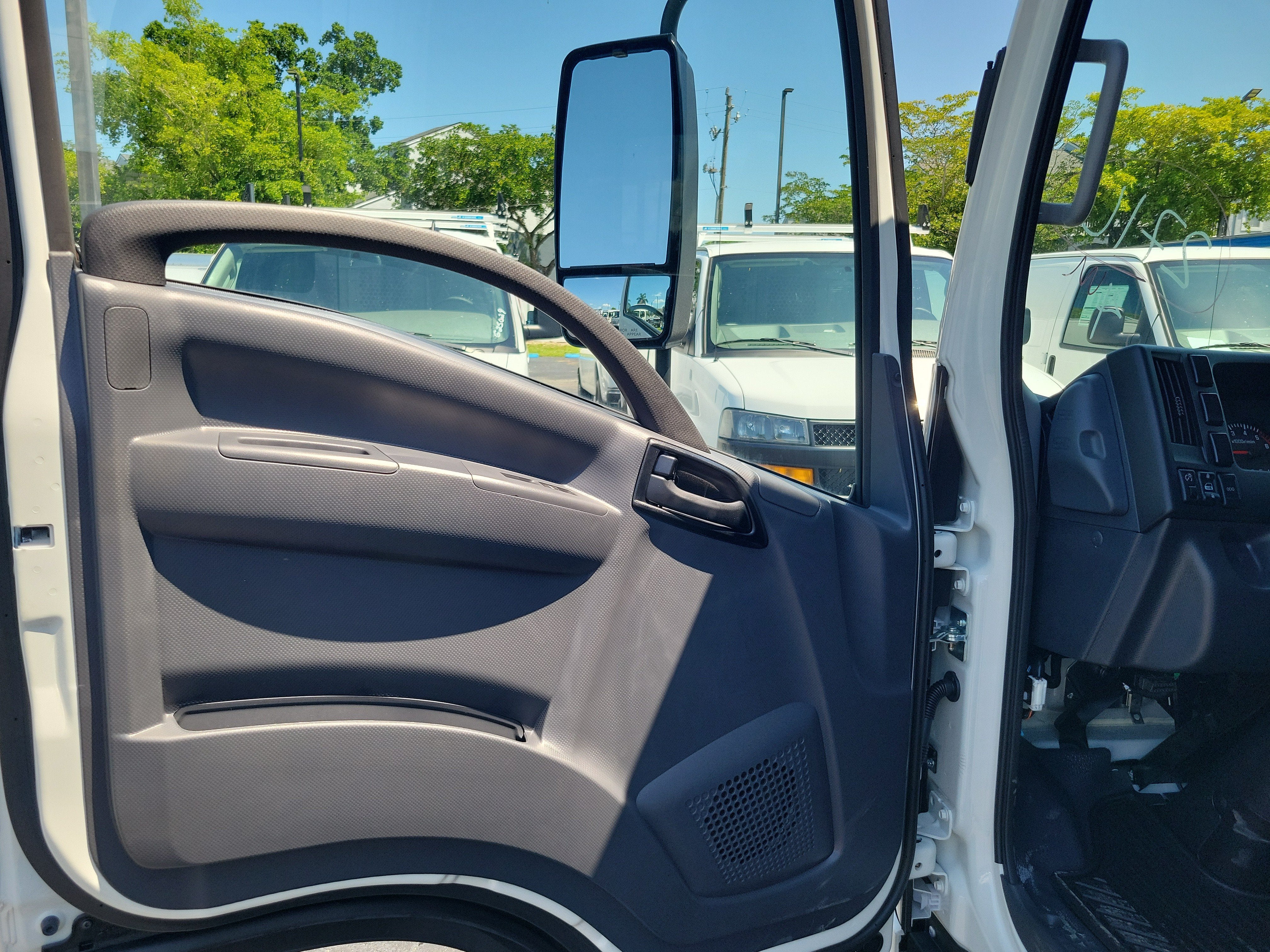 2027 Chevrolet Low Cab Forward 4500 HG Base