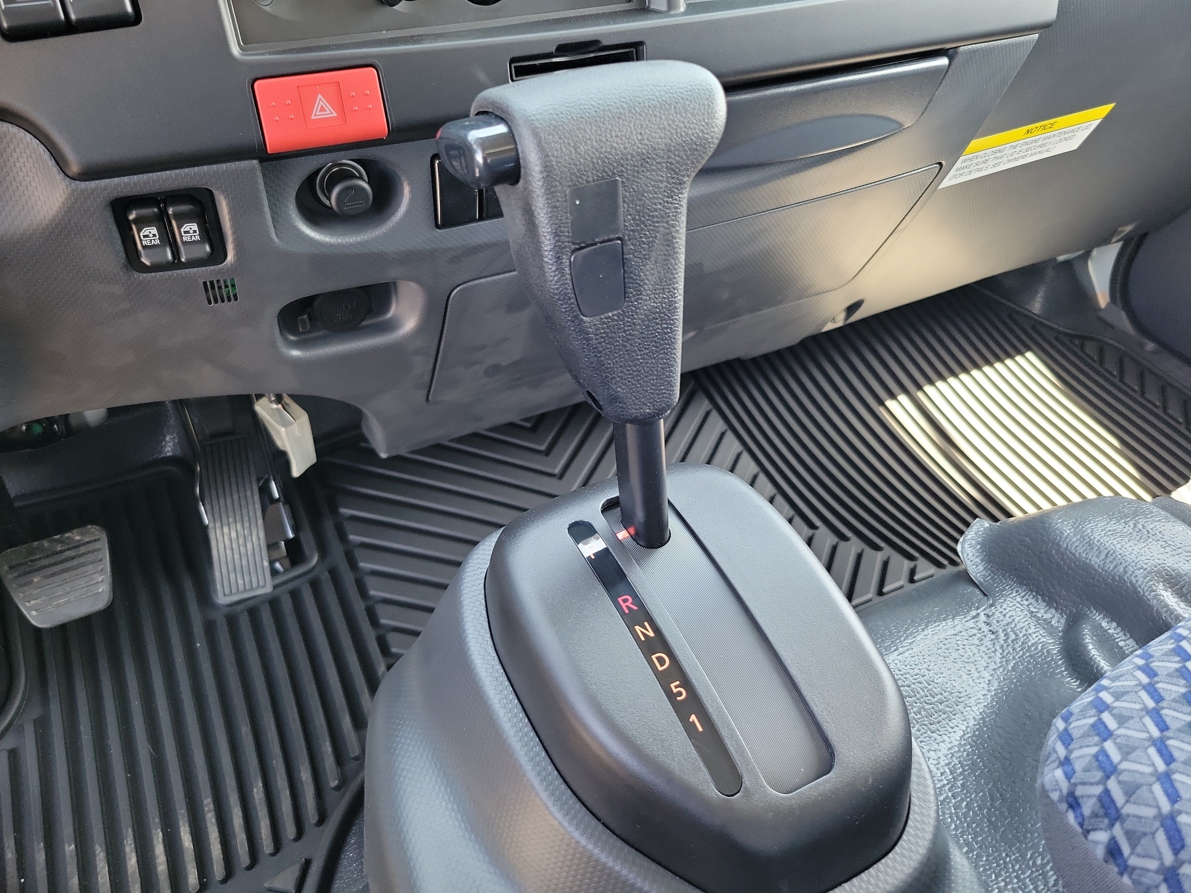 2027 Chevrolet Low Cab Forward 4500 HG Base