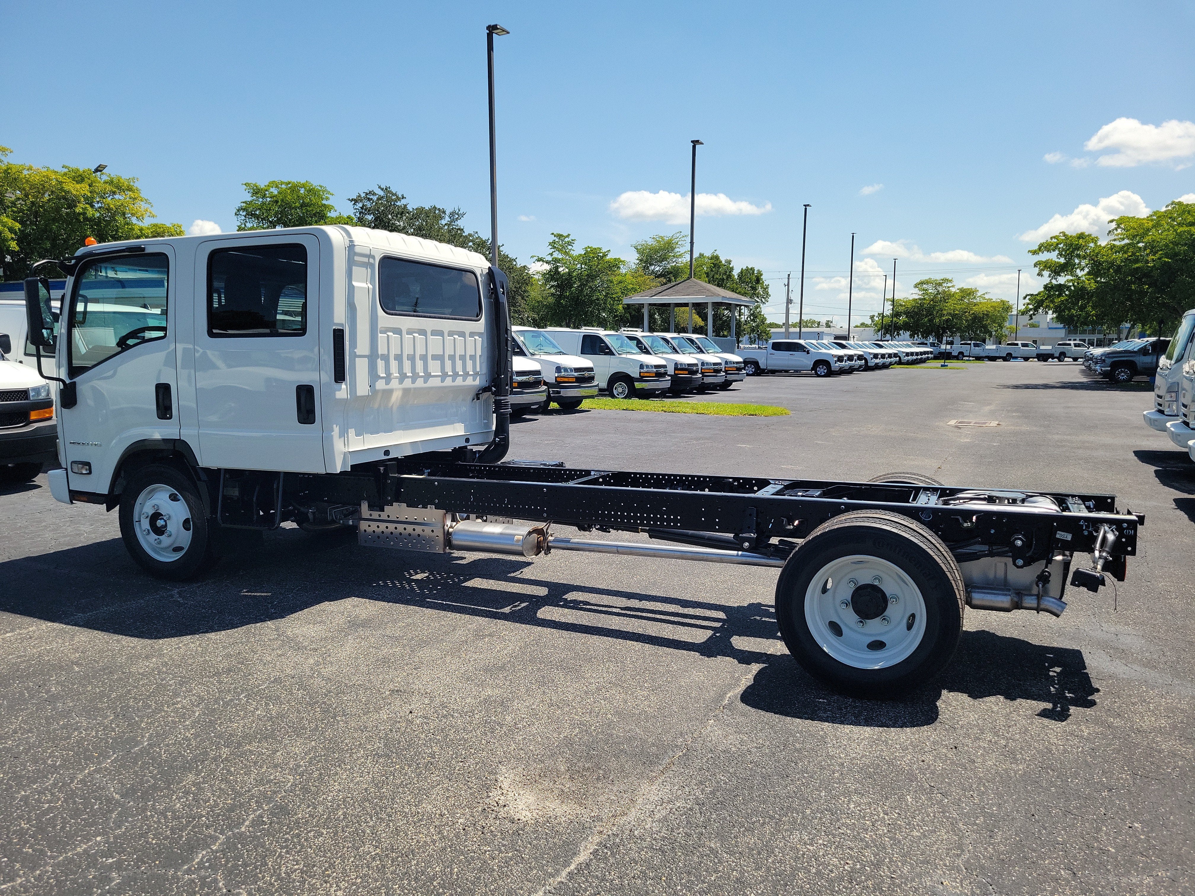 2027 Chevrolet Low Cab Forward 4500 HG Base