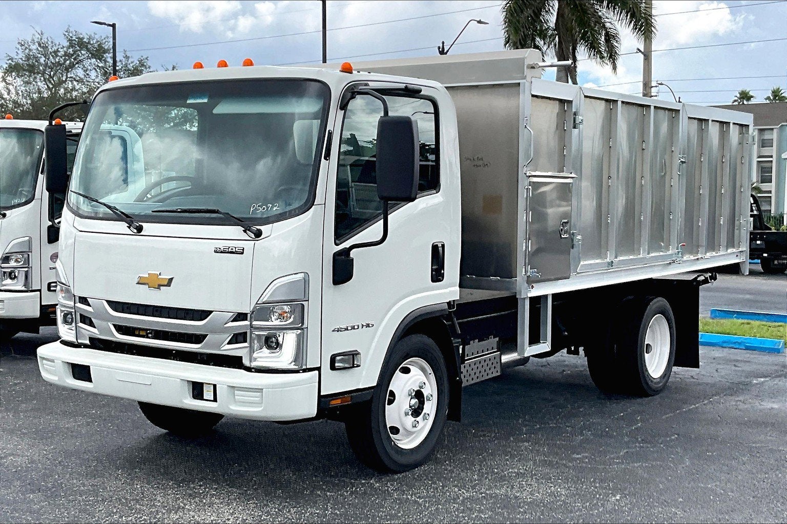 2025 Chevrolet Low Cab Forward 4500 Base
