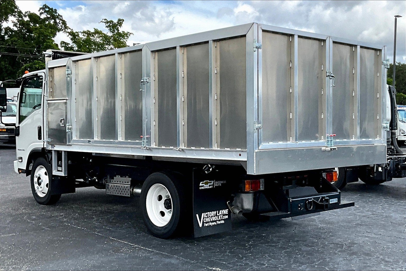 2025 Chevrolet Low Cab Forward 4500 Base