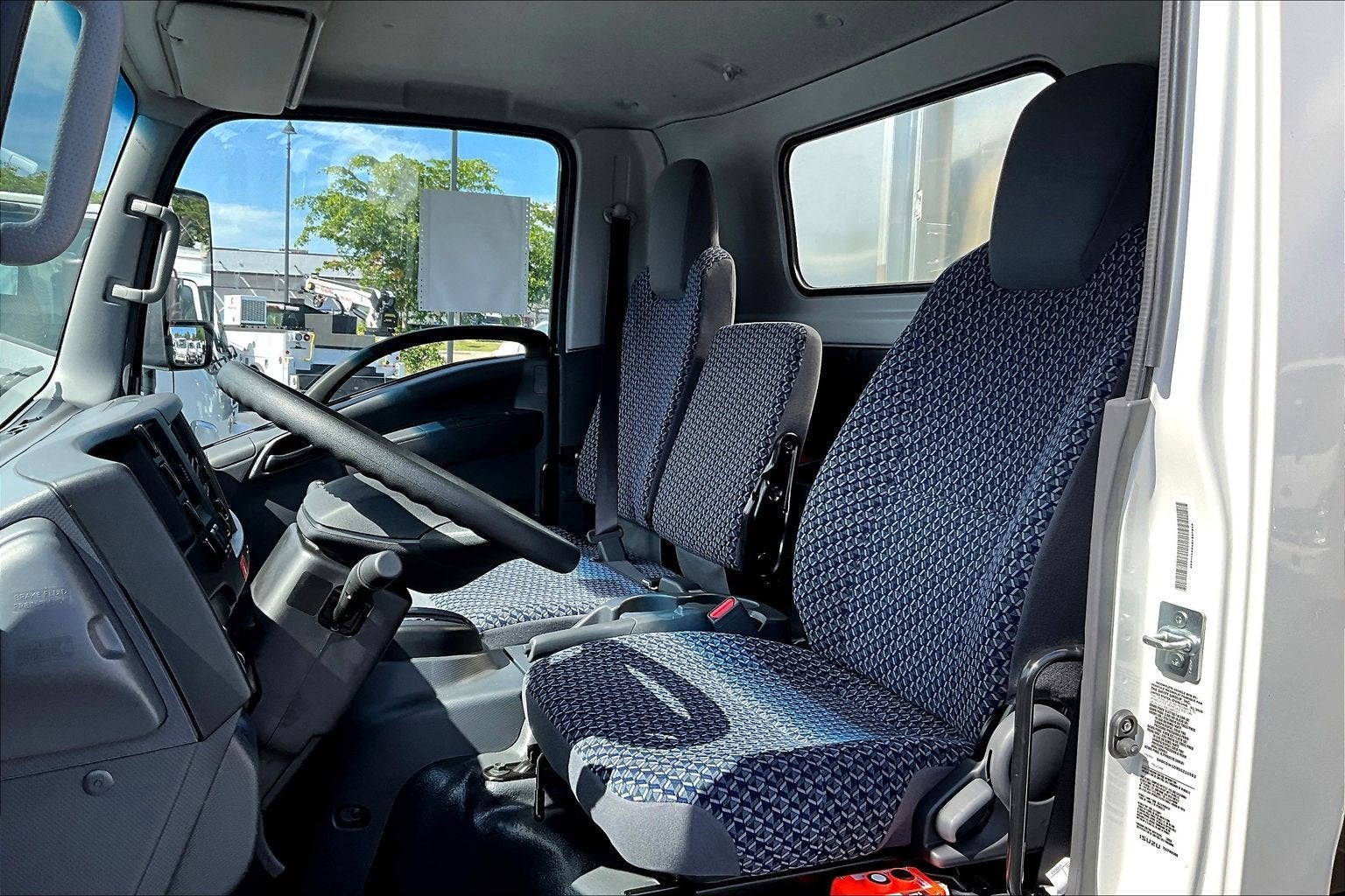 2025 Chevrolet Low Cab Forward 4500 Base