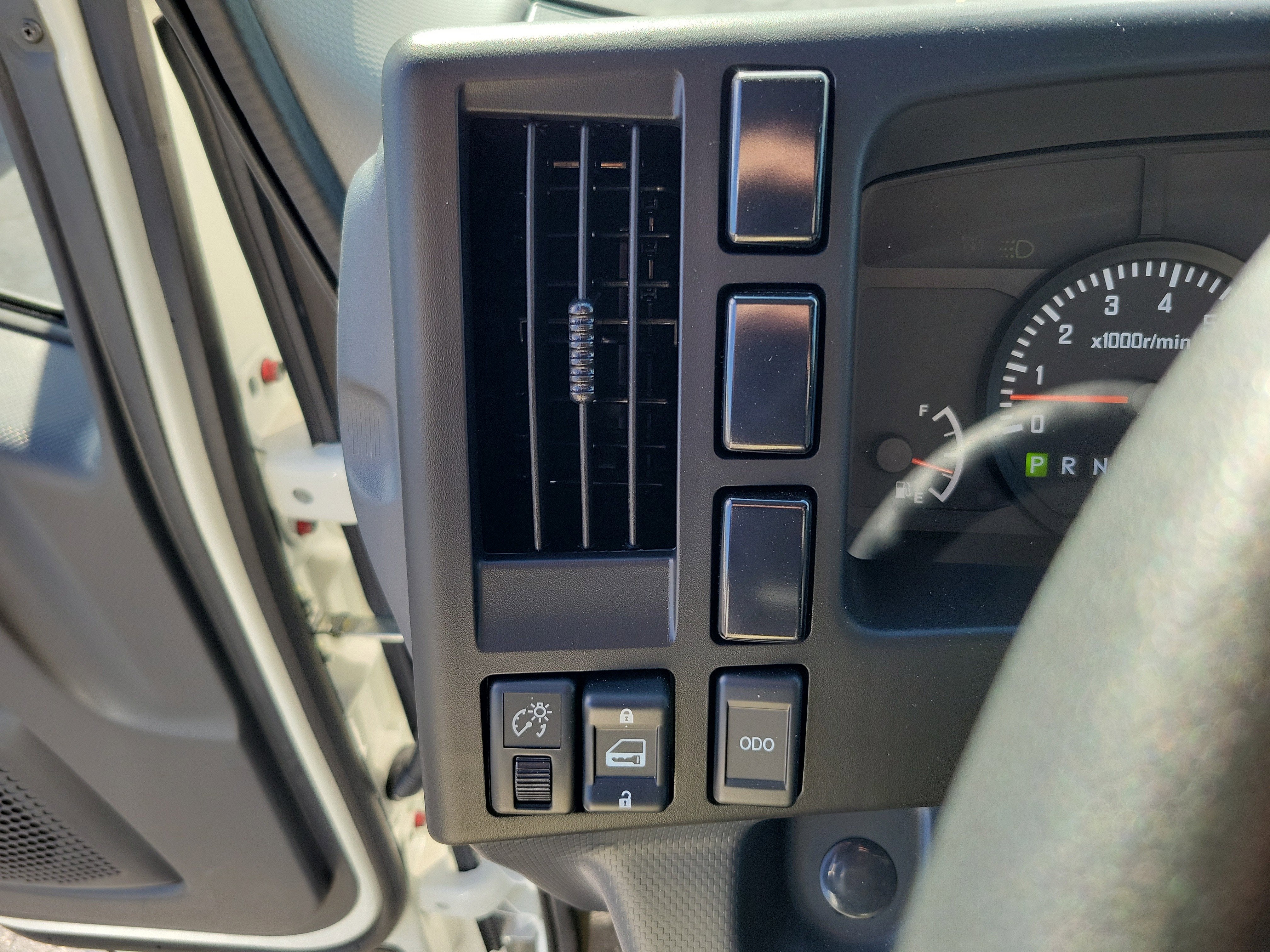 2025 Chevrolet Low Cab Forward 4500 Base