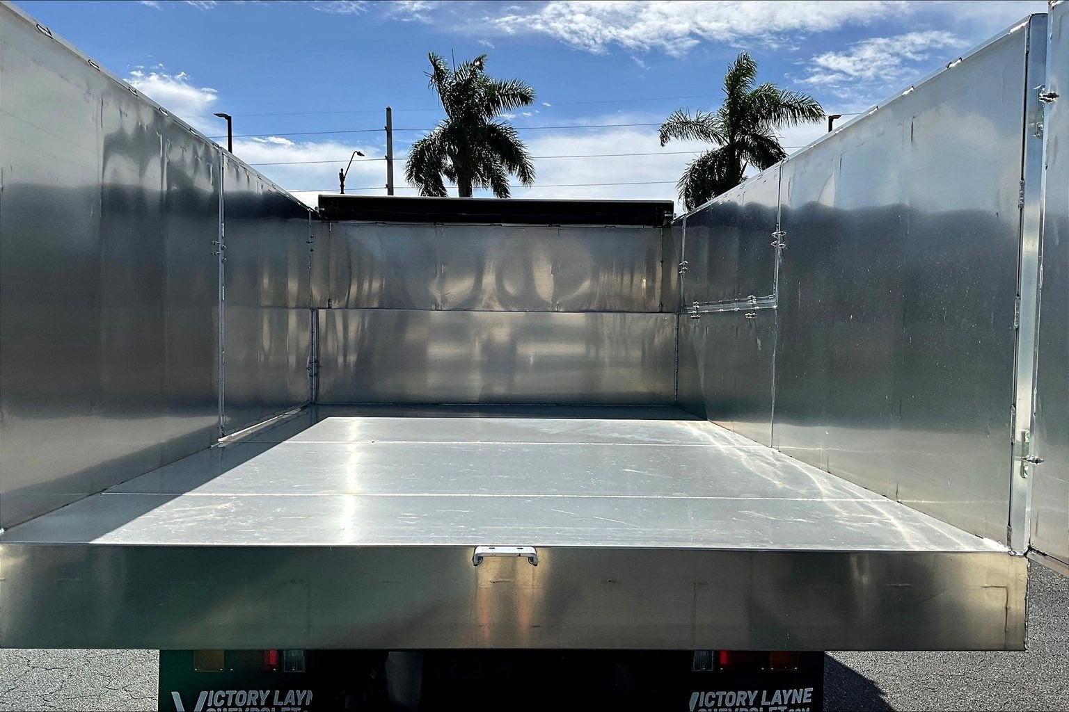 2025 Chevrolet Low Cab Forward 4500 Base