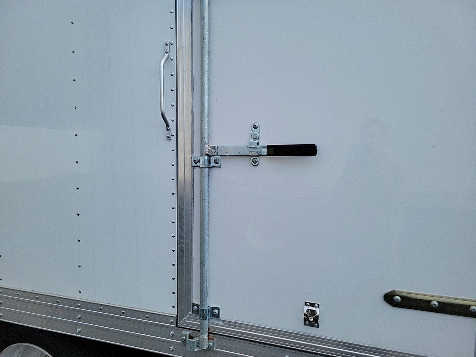 2025 Chevrolet Low Cab Forward 5500 XG Base