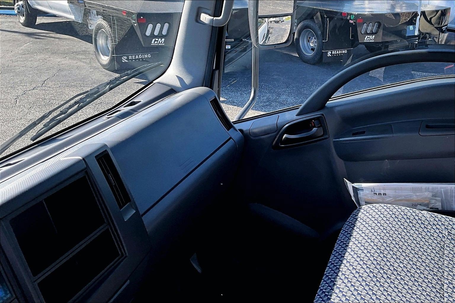 2025 Chevrolet Low Cab Forward 5500 HG Base