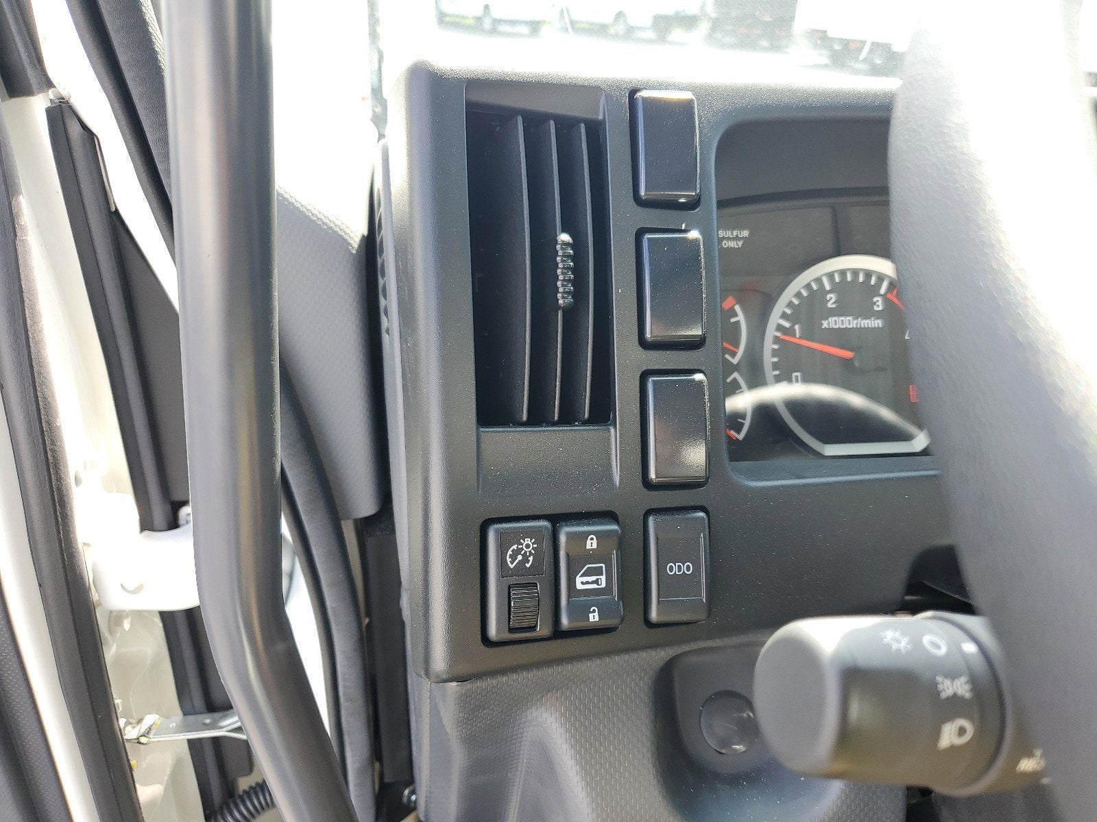 2024 Chevrolet Low Cab Forward 7500 XD Base