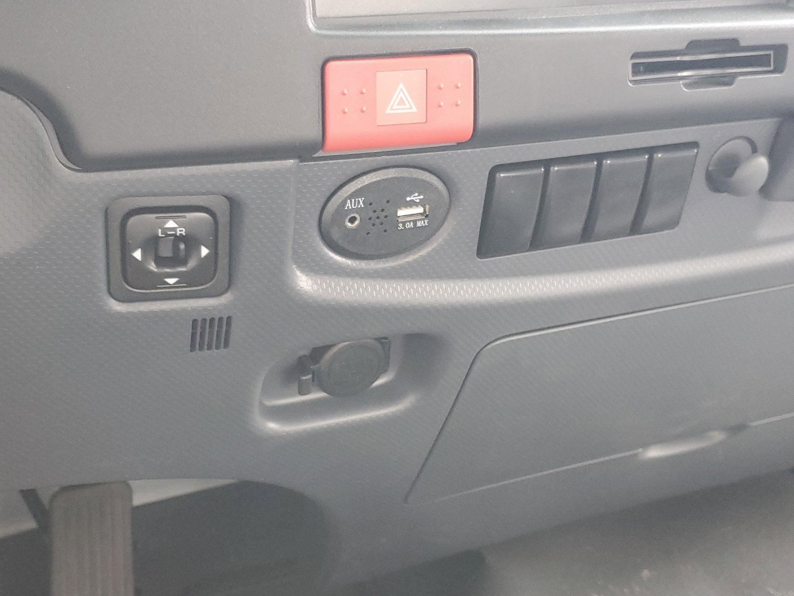 2024 Chevrolet Low Cab Forward 7500 XD Base