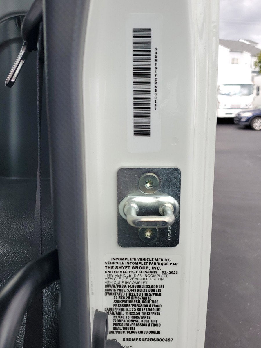 2024 Chevrolet Low Cab Forward 7500 XD Base