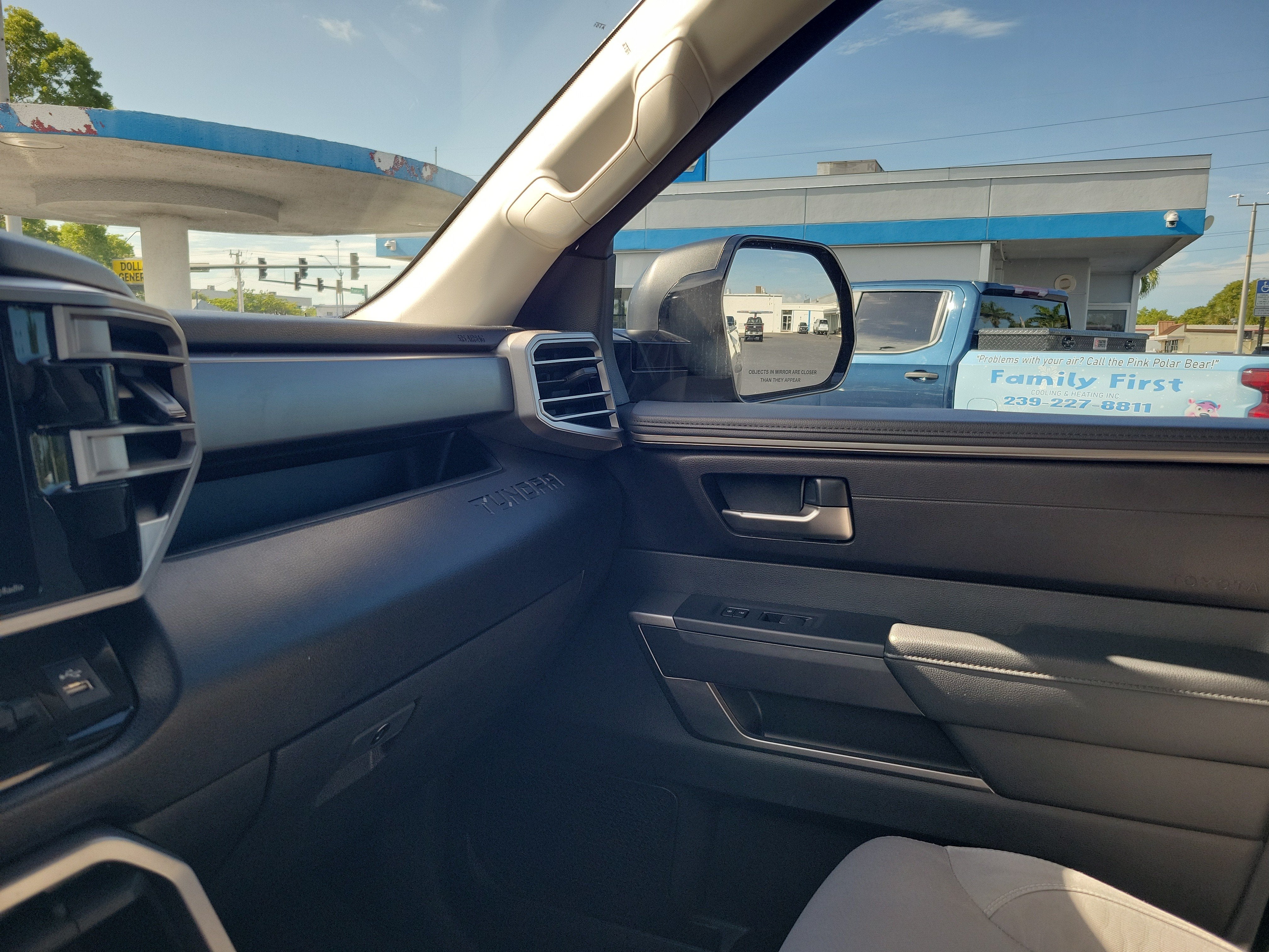 2024 Toyota Tundra 4WD SR5